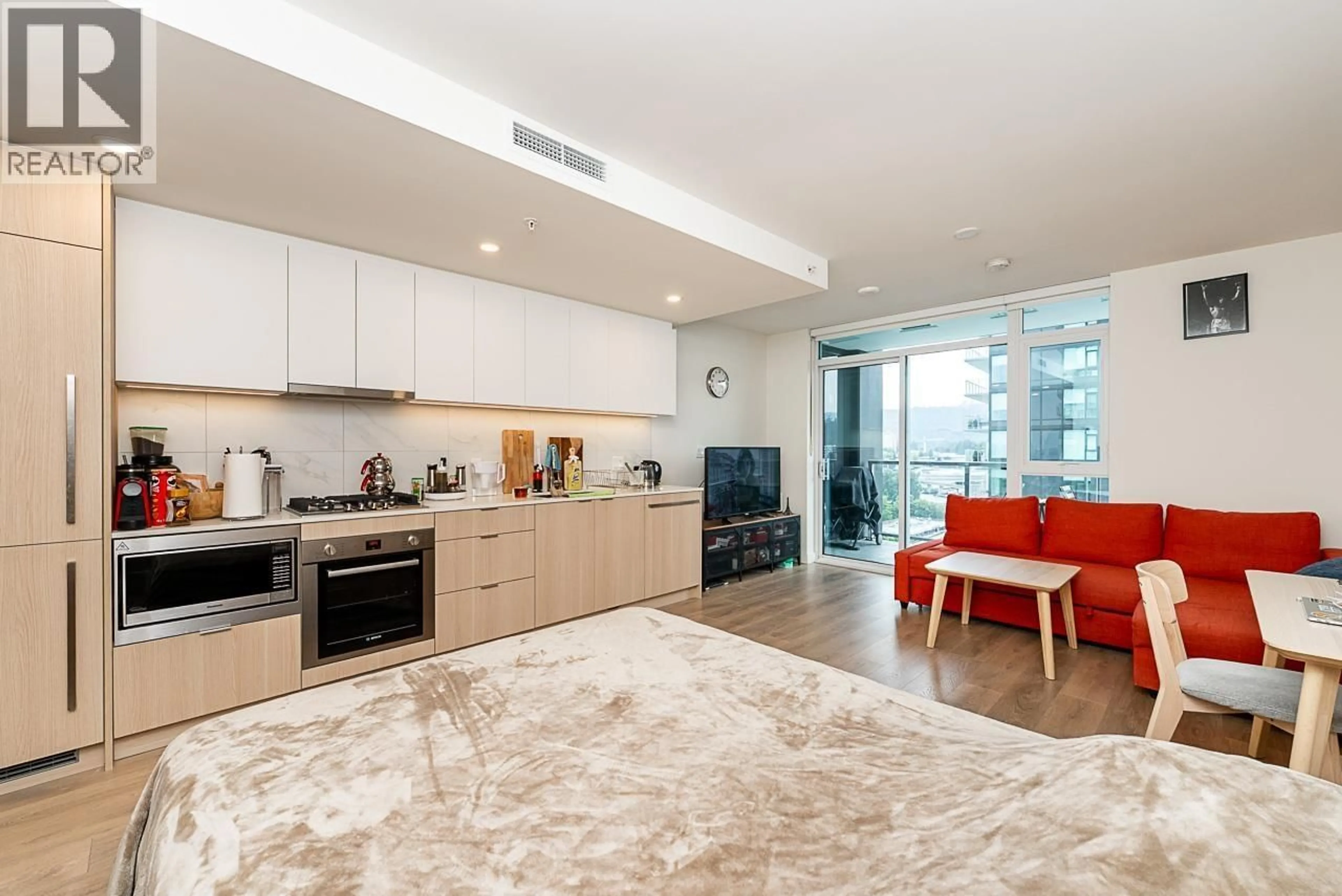 Open concept kitchen, ceramic/tile floor for 1705 - 308 ALDERSON AVENUE, Coquitlam British Columbia V3K0J2