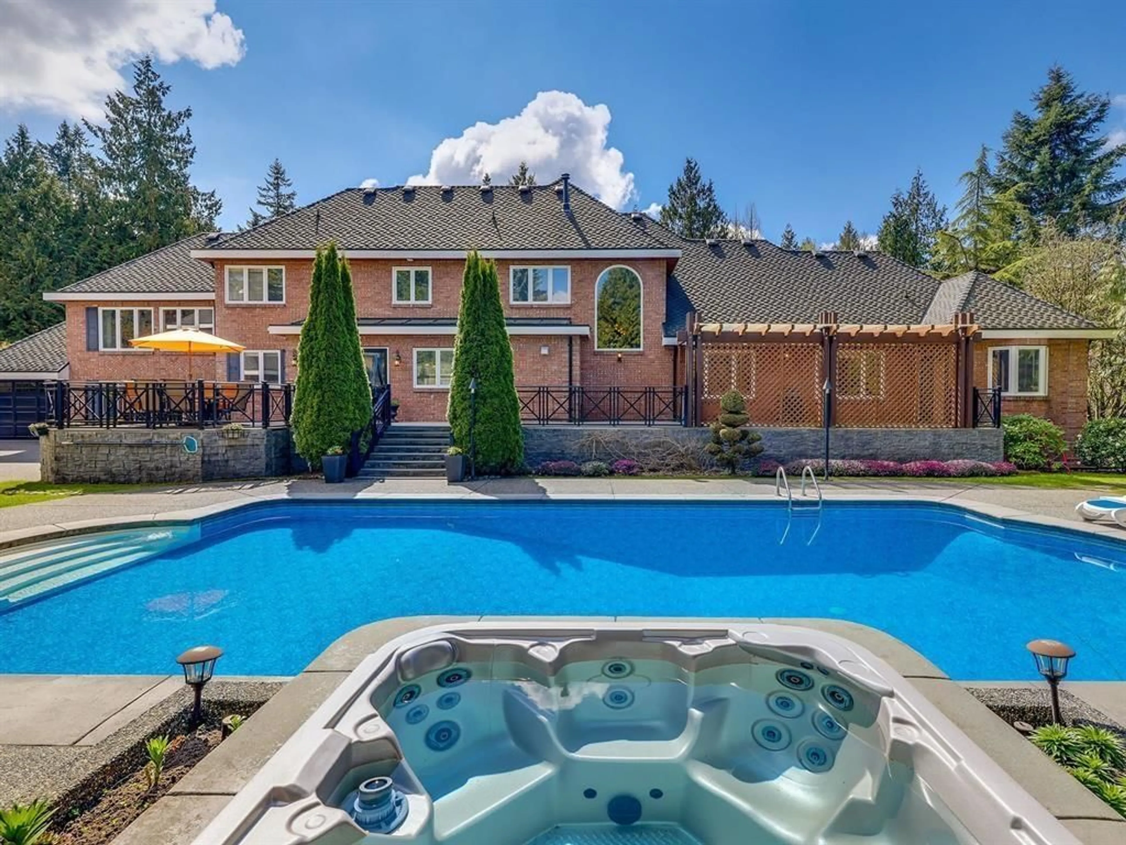 Pool for 13789 32 AVENUE, Surrey British Columbia V4P2B6