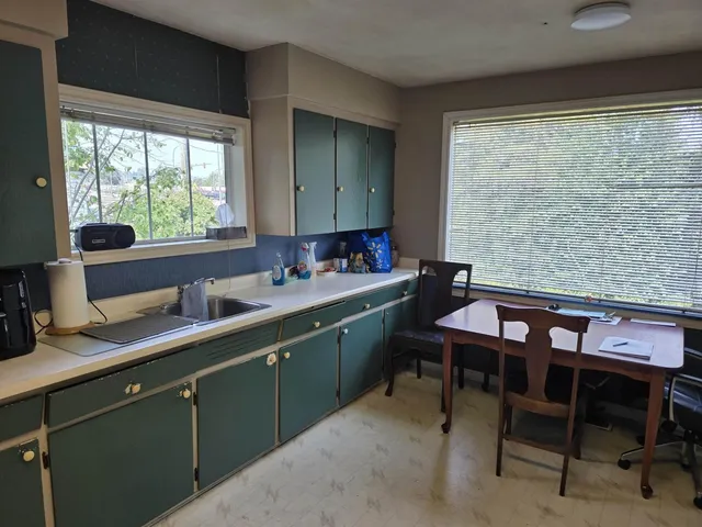13040 115B AVENUE, Surrey 4