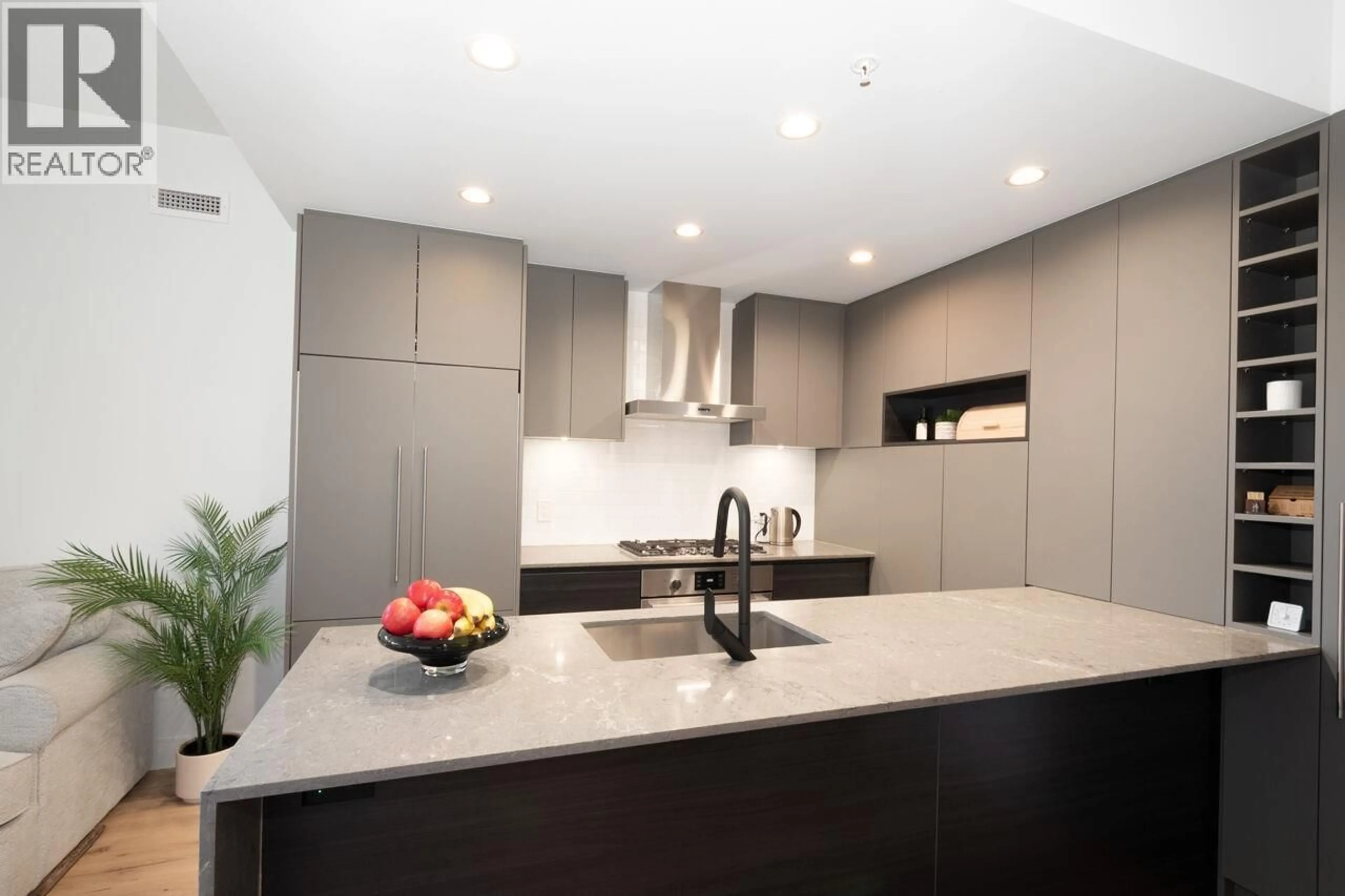 Contemporary kitchen, unknown for 312 - 55 KLAHANIE DRIVE, Port Moody British Columbia V3H0M9