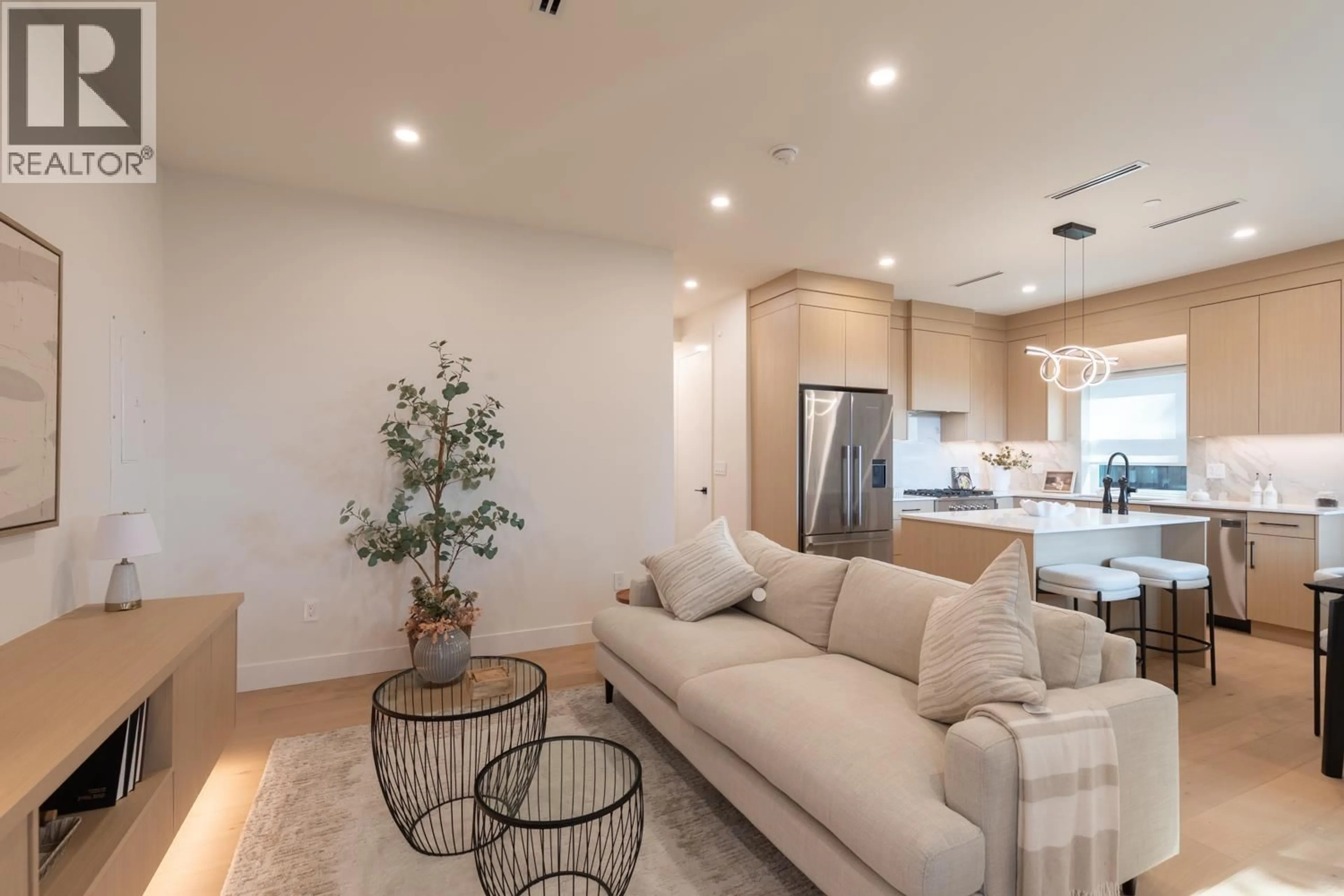Living room with furniture, unknown for 1 - 3615 TURNER STREET, Vancouver British Columbia V5K2J2
