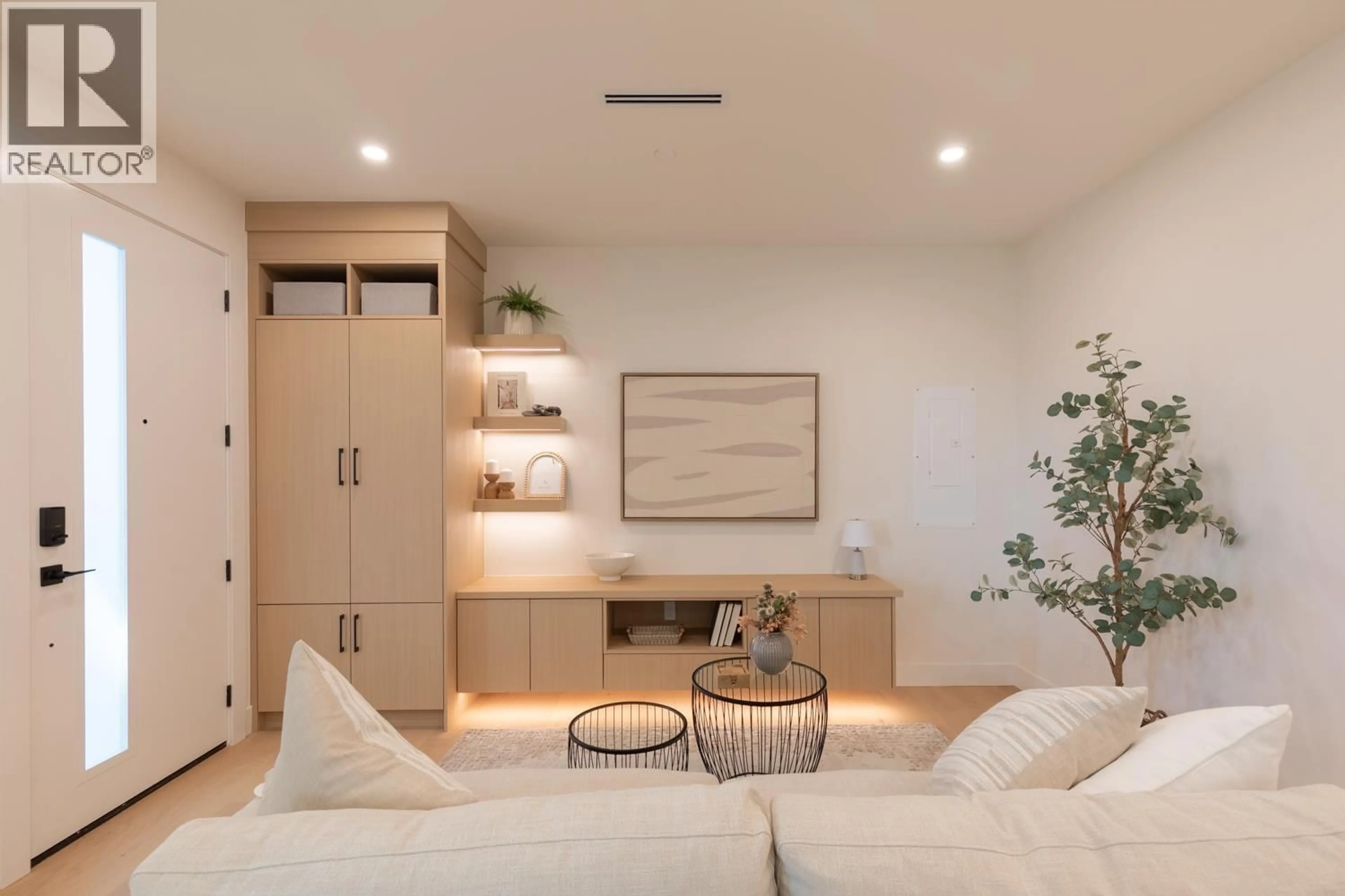 Living room with furniture, unknown for 1 - 3615 TURNER STREET, Vancouver British Columbia V5K2J2