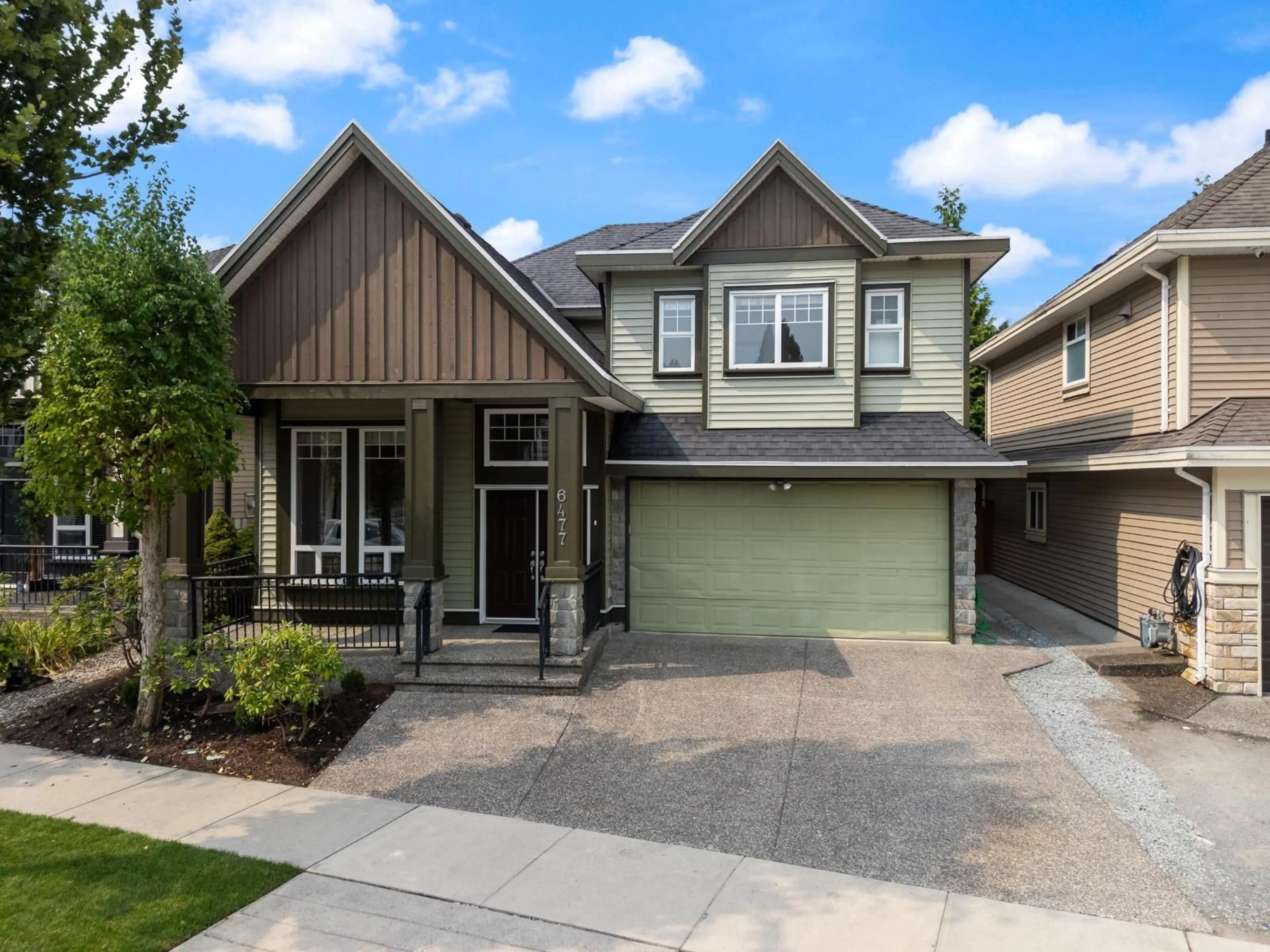 Home with vinyl exterior material, street for 6477 143 STREET, Surrey British Columbia V3W1T4