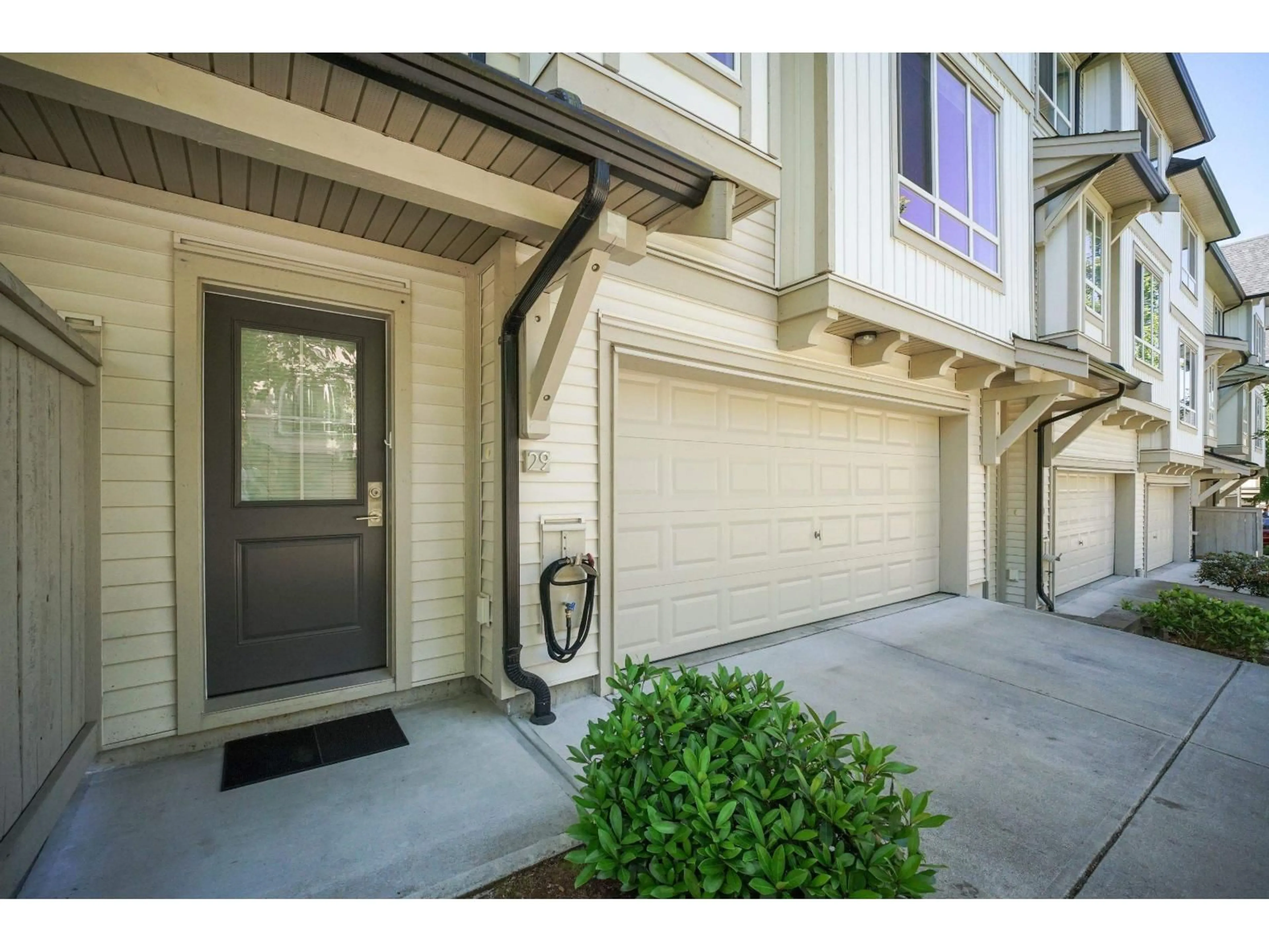 Indoor entryway for 29 - 30930 WESTRIDGE PLACE, Abbotsford British Columbia V2T0H6