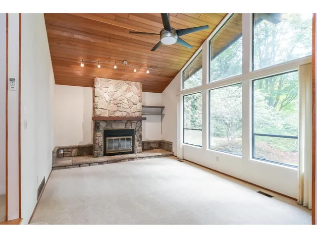 2143 180 STREET, Surrey 5