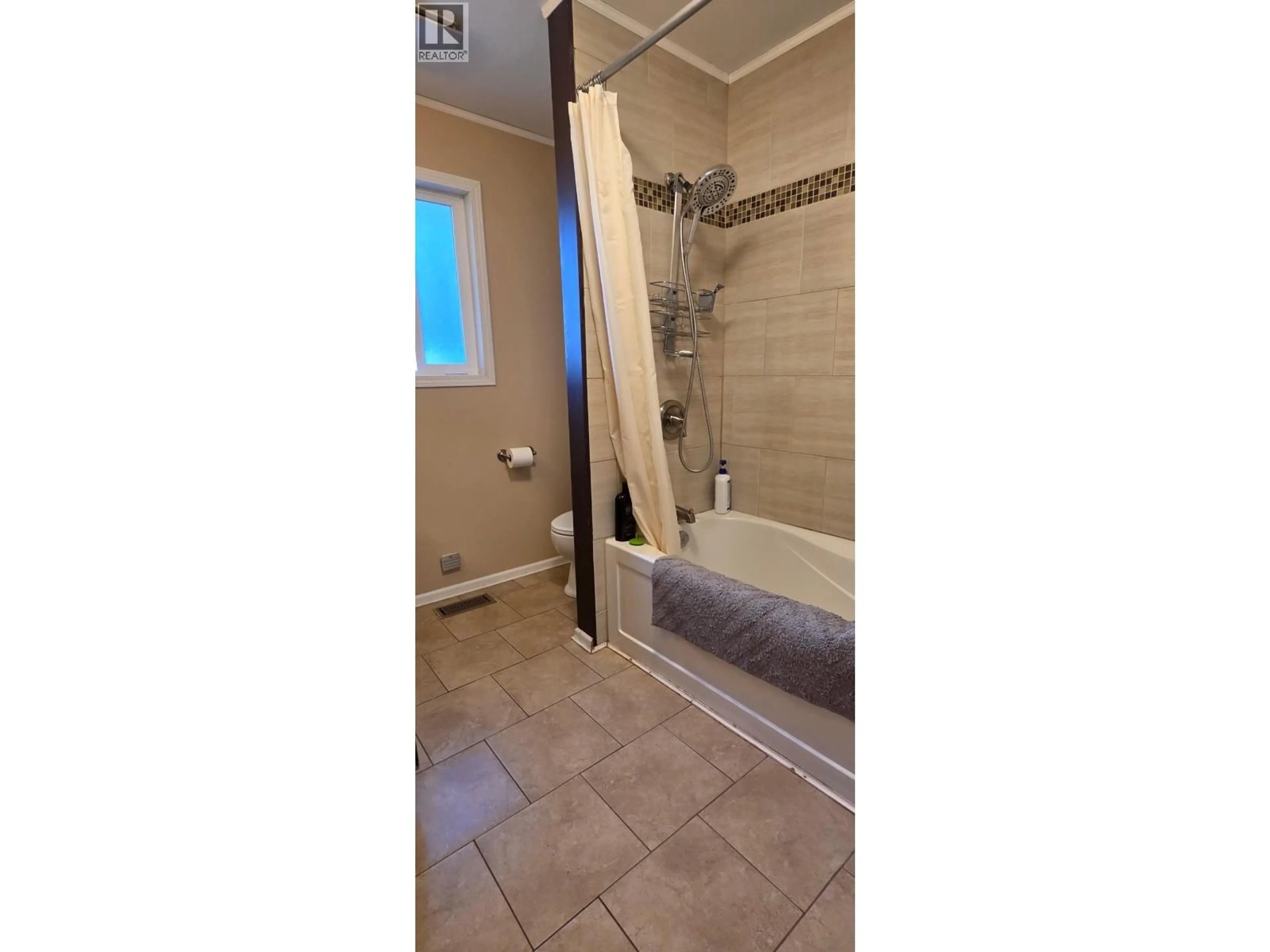 Contemporary bathroom, ceramic/tile floor for 4408 URQUHART CRESCENT, Prince George British Columbia V2M5H1