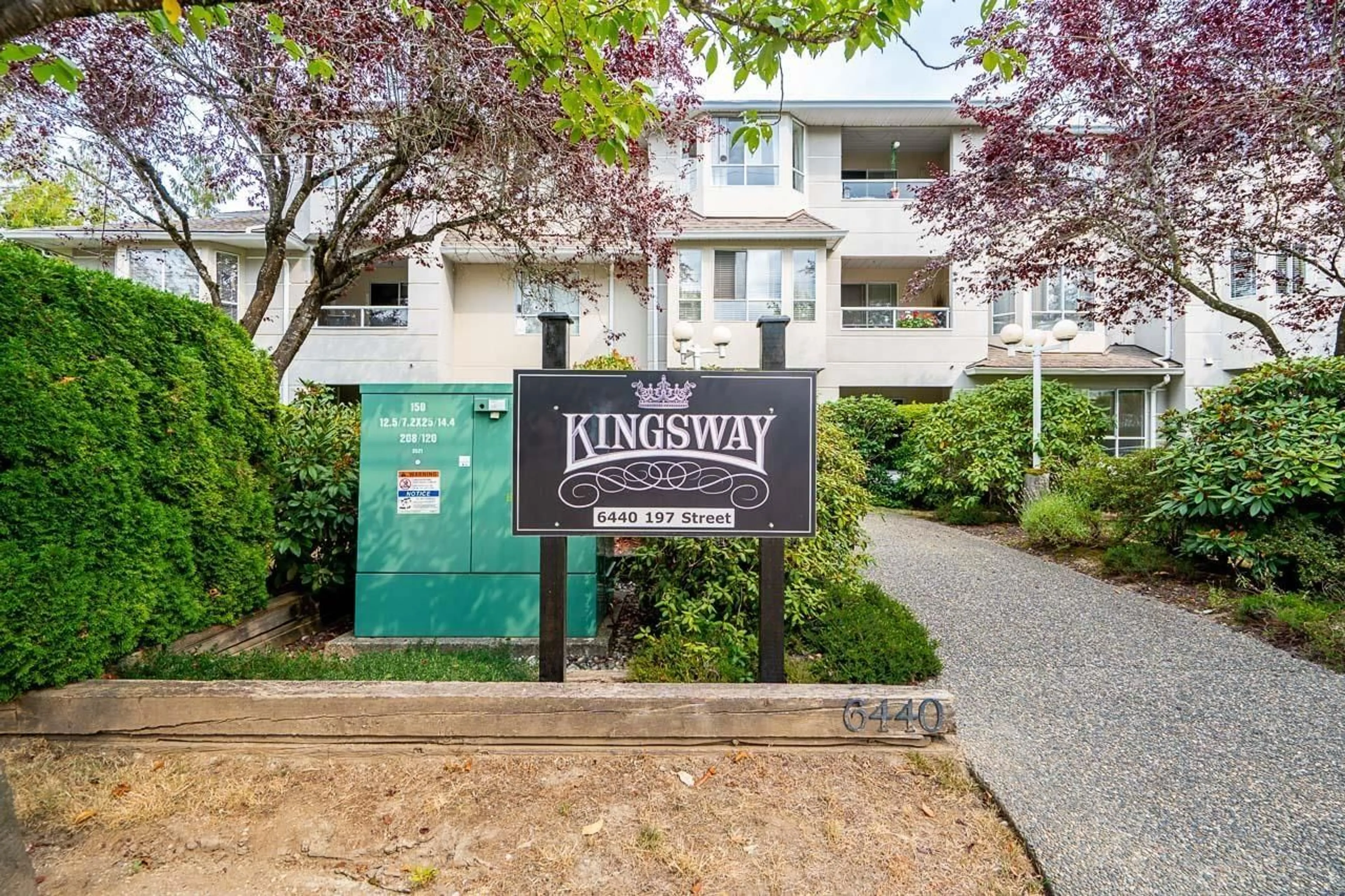 Indoor entryway for 307 - 6440 197 STREET, Langley British Columbia V2Y1H9