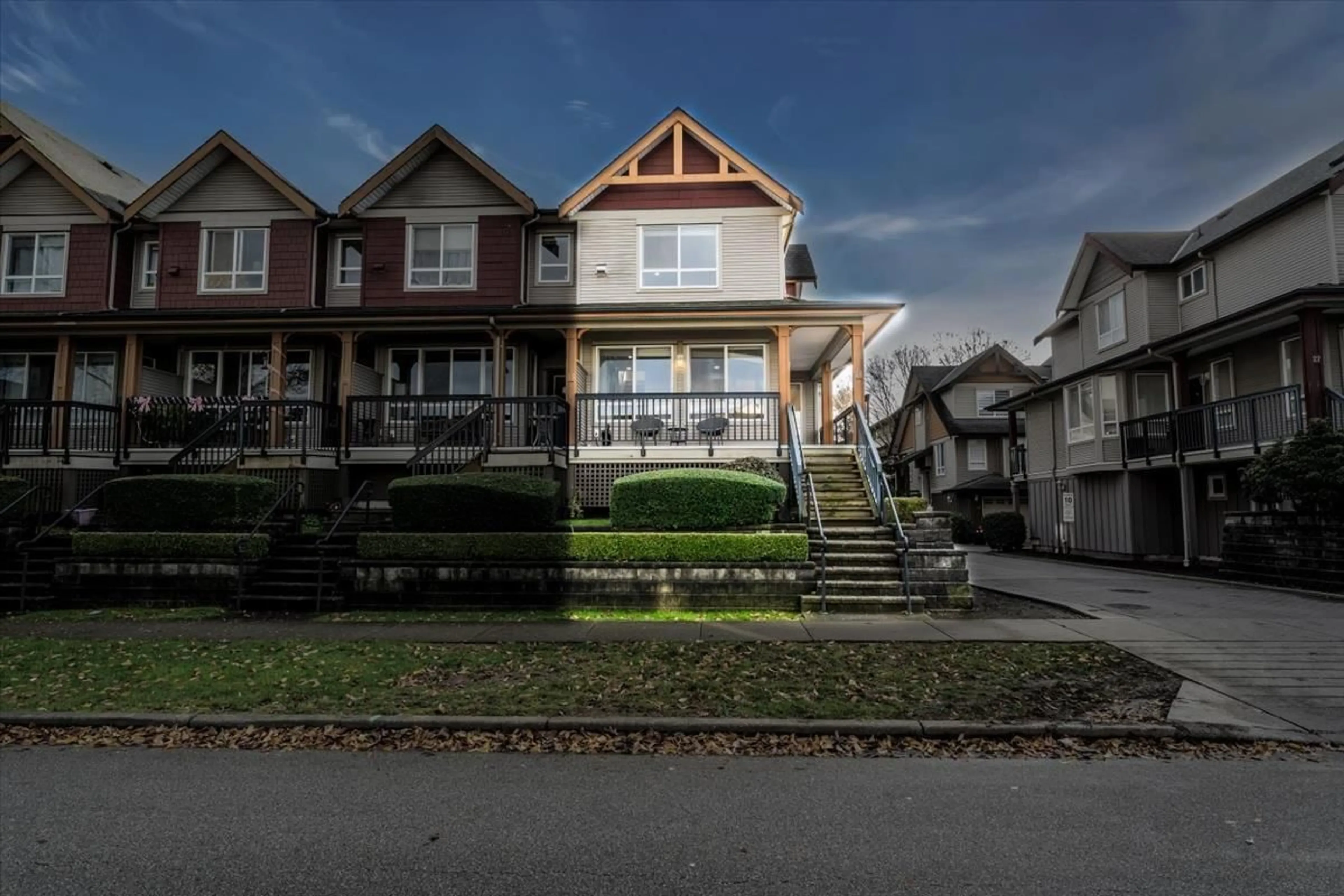 Home with vinyl exterior material, street for 26 - 16772 61 AVENUE, Surrey British Columbia V3S4P2
