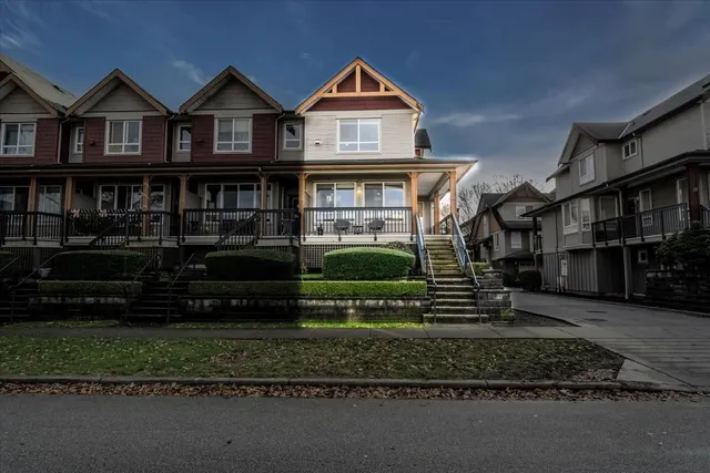 26 - 16772 61 AVENUE, Surrey 3