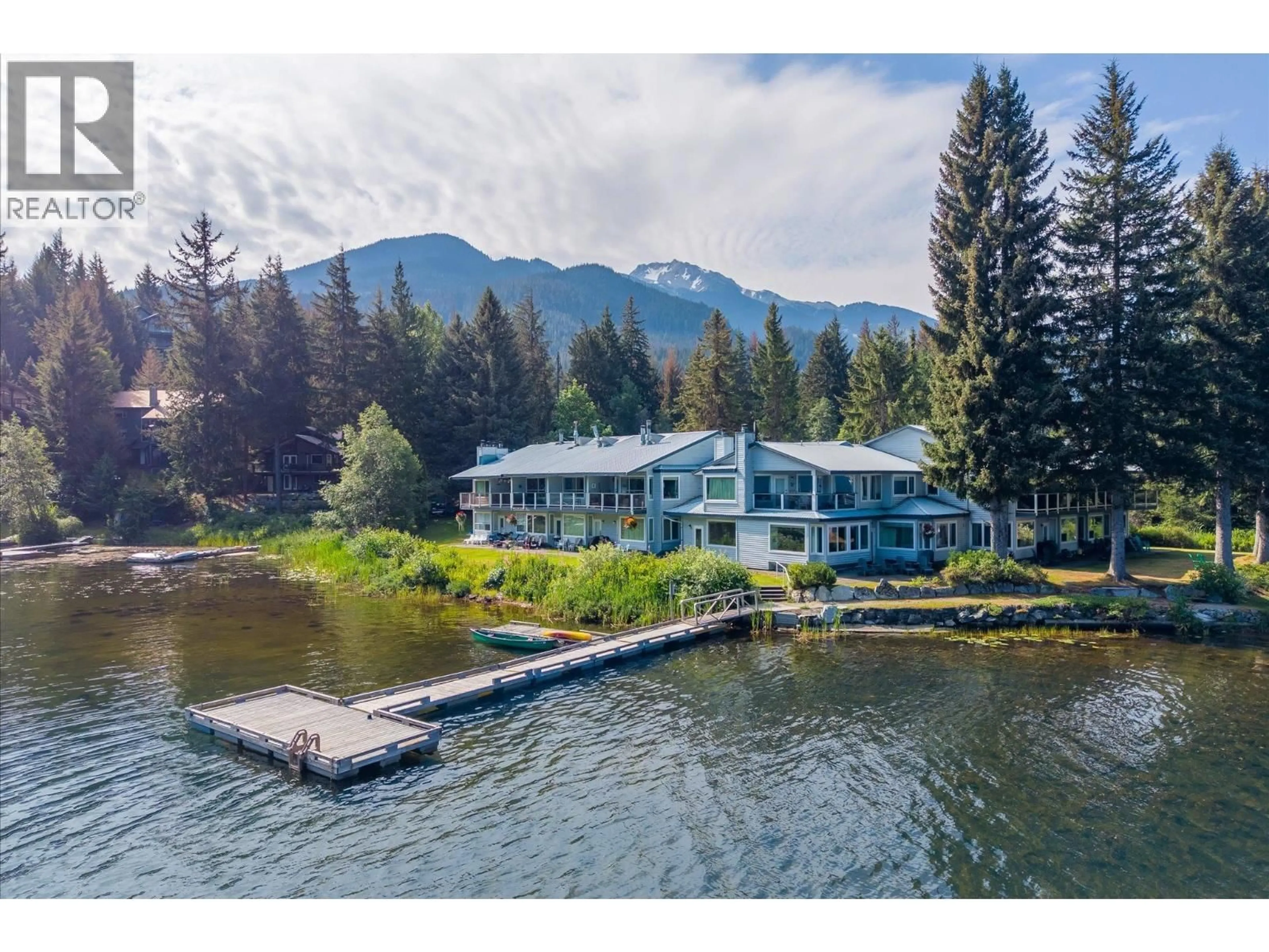 A pic from outside/outdoor area/front of a property/back of a property/a pic from drone, water/lake/river/ocean view for 17 - 3262 ARCHIBALD WAY, Whistler British Columbia V8E0T3