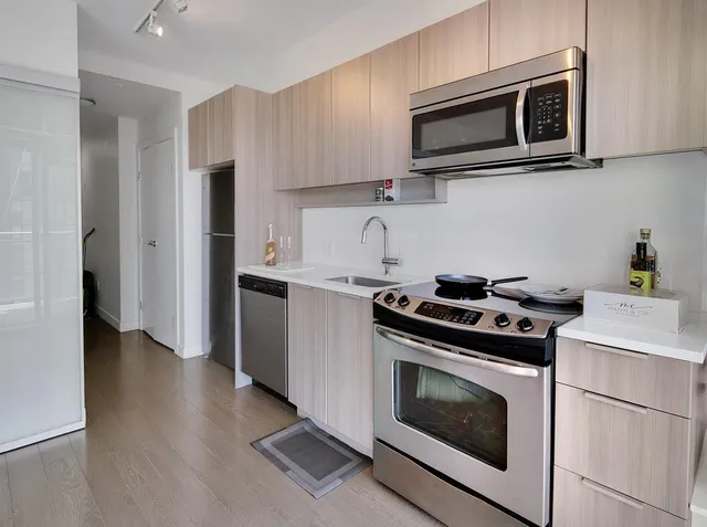1805 - 13308 CENTRAL AVENUE, Surrey 3