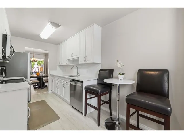 2 - 10094 154 STREET, Surrey 5