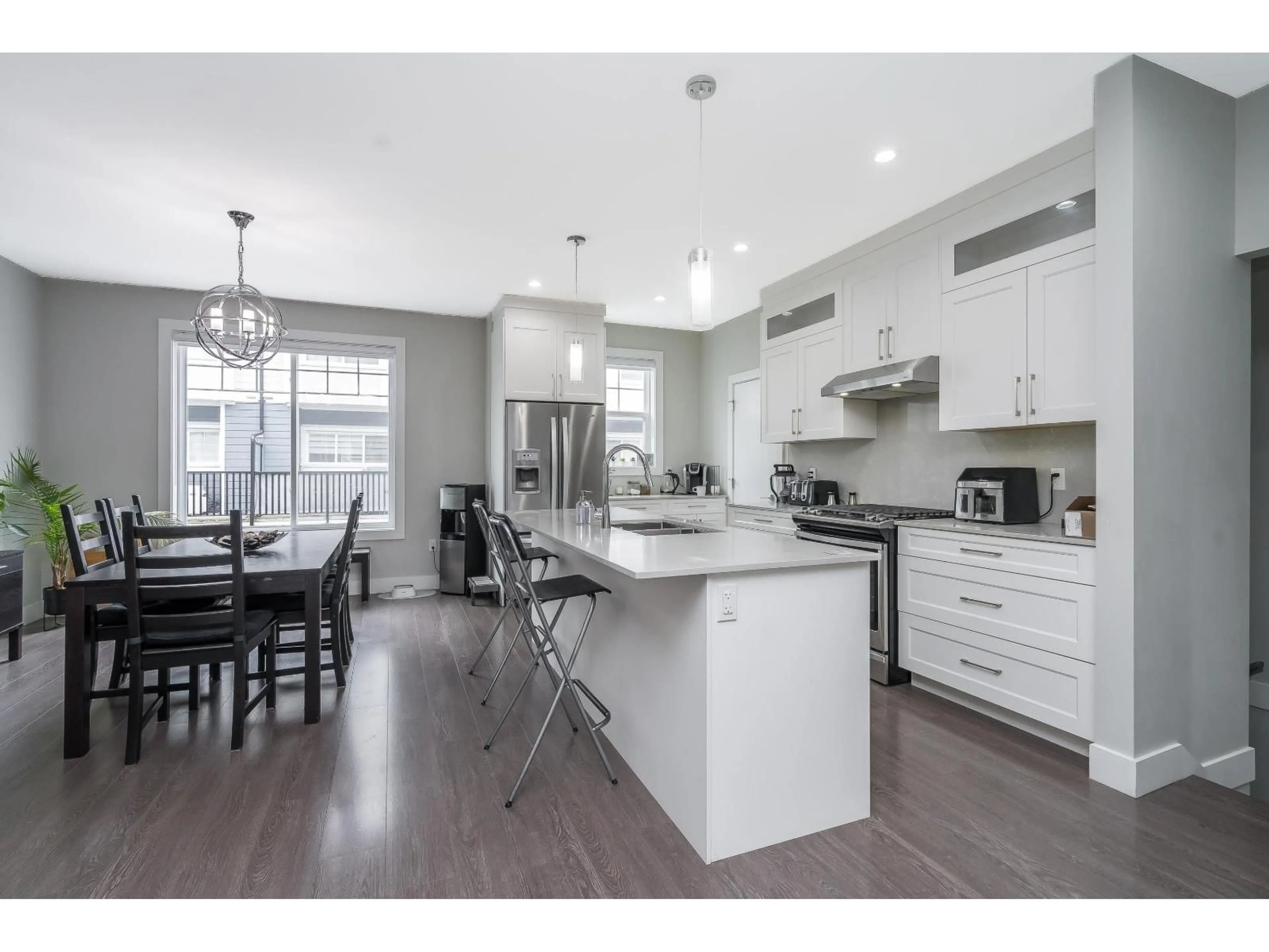 Open concept kitchen, unknown for 31 - 19501 74 AVENUE, Surrey British Columbia V4N6V7