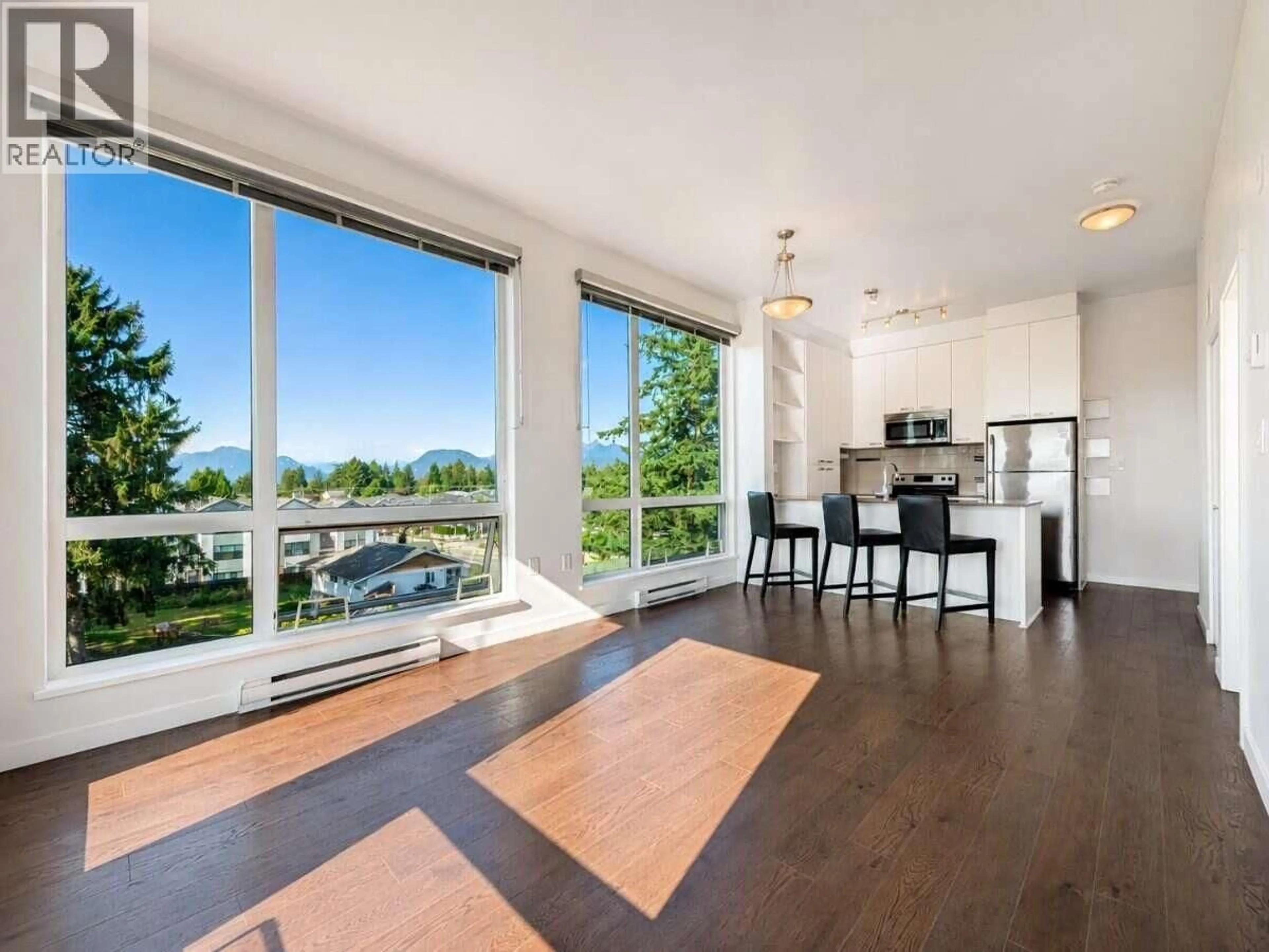 Open concept kitchen, unknown for 403 - 20331 DEWDNEY TRUNK ROAD, Maple Ridge British Columbia V2X3C9