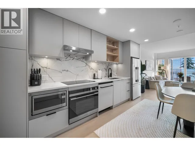 454 - 422 3RD STREET, North Vancouver 3