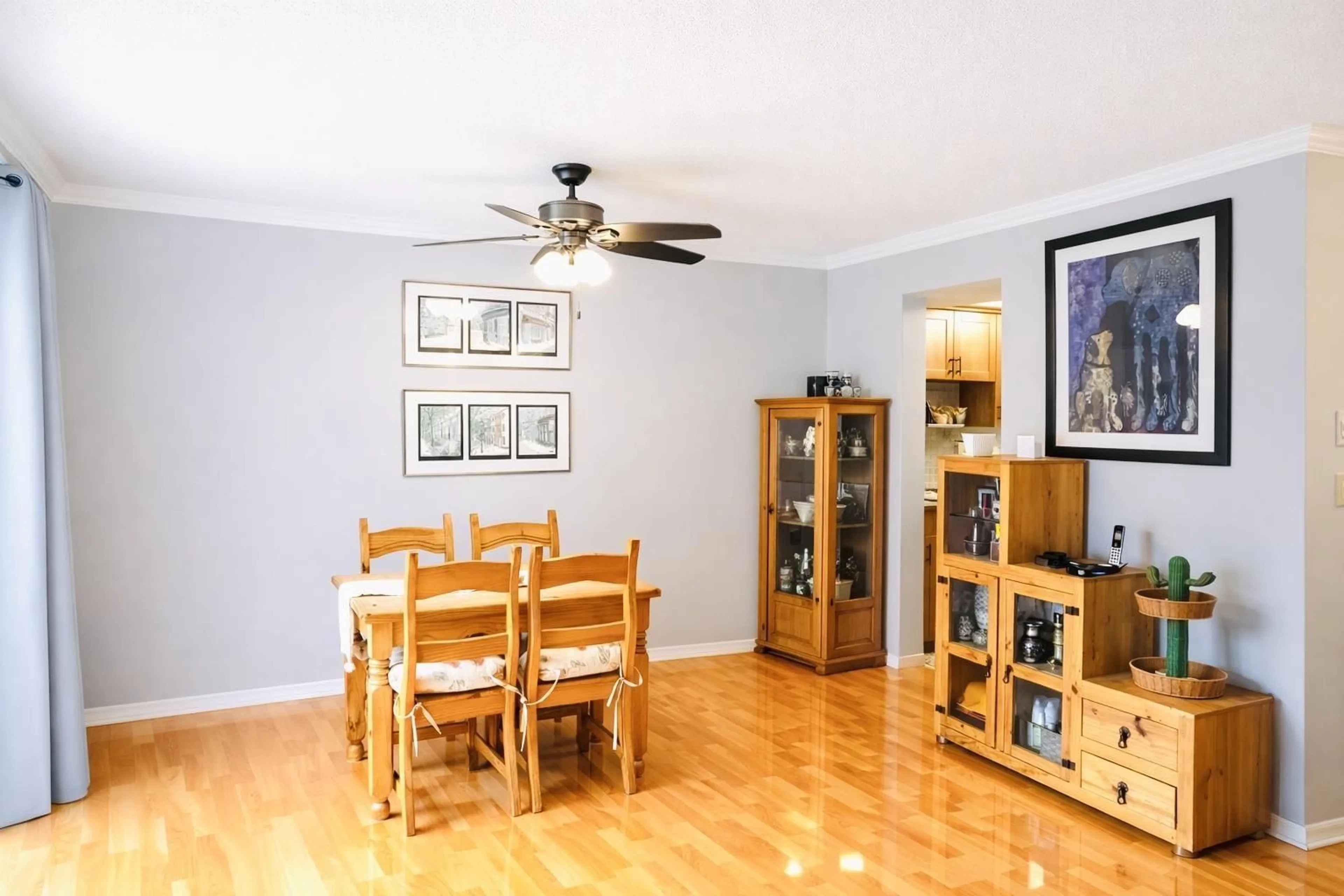 Dining room, wood/laminate floor for 55 - 9955 140 STREET, Surrey British Columbia V3T4M4