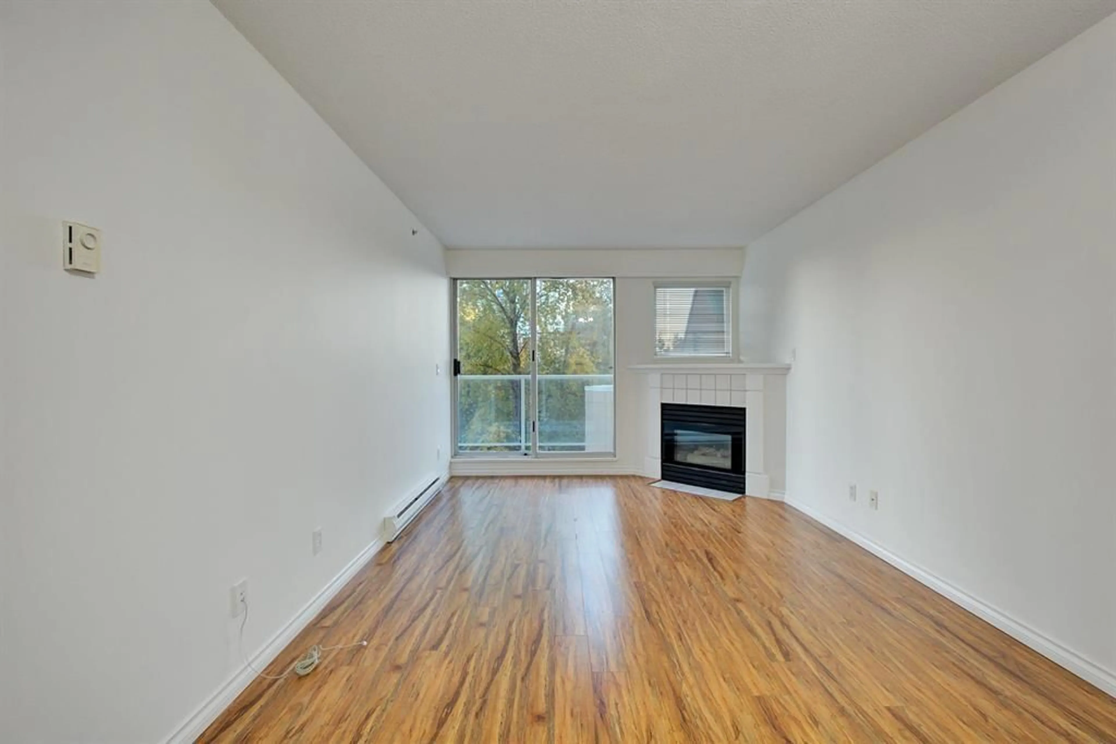 A pic of a room for 507 - 9830 WHALLEY BOULEVARD, Surrey British Columbia V3T5S7