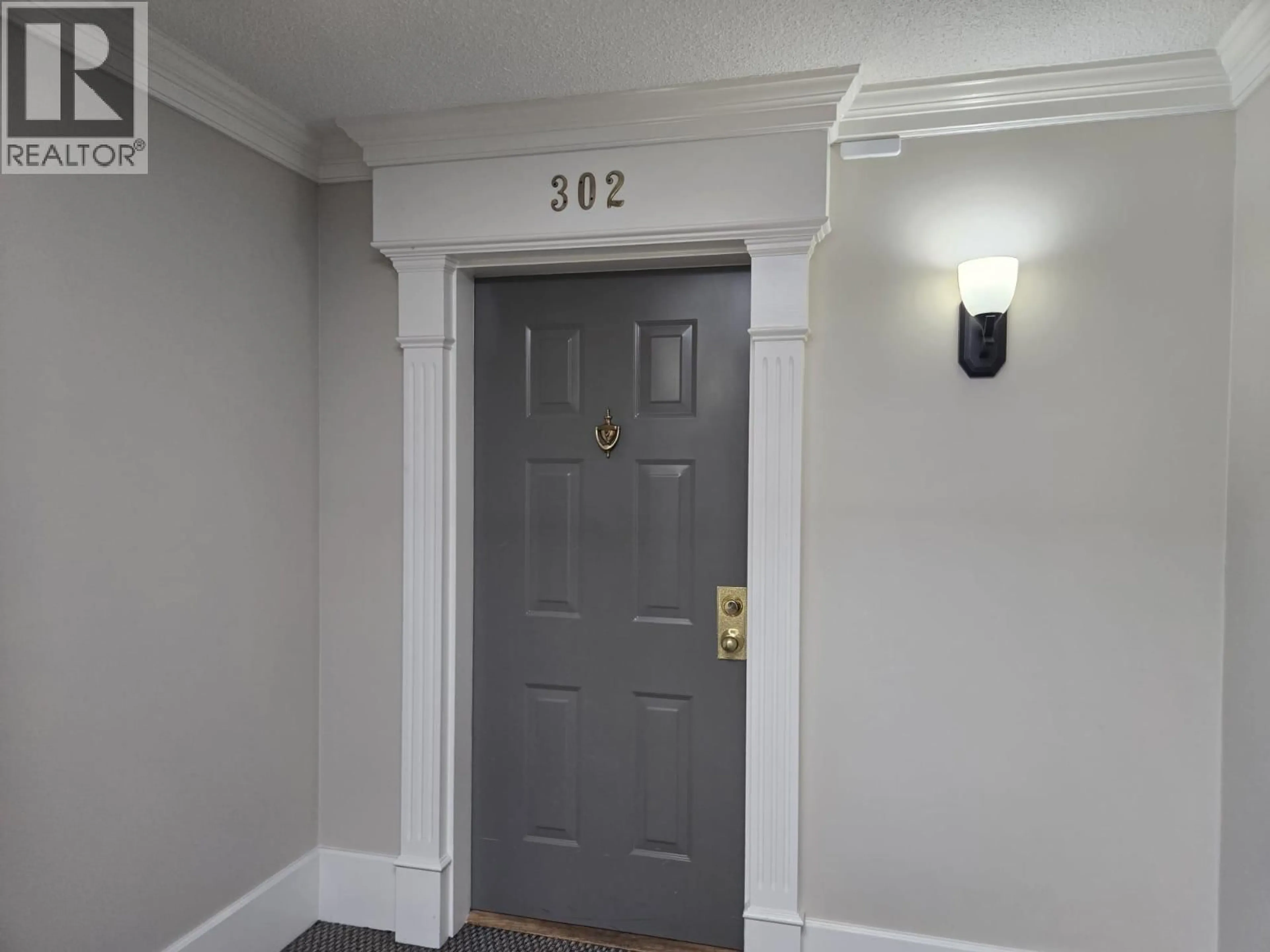 Indoor foyer for 302 - 7651 ABERCROMBIE DRIVE, Richmond British Columbia V6Y3N3