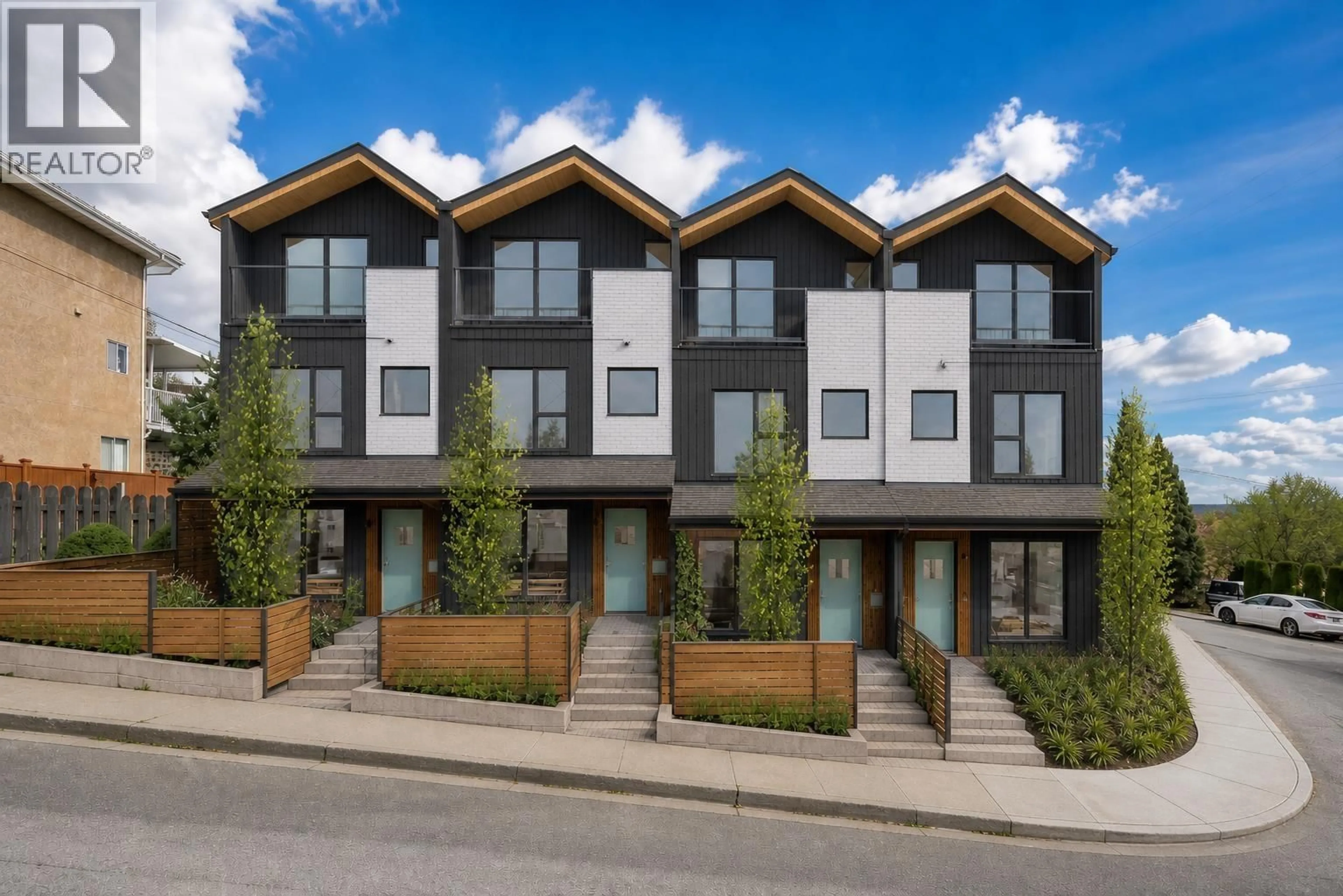 Unknown for 329 MARMONT STREET, Coquitlam British Columbia V3K4R5