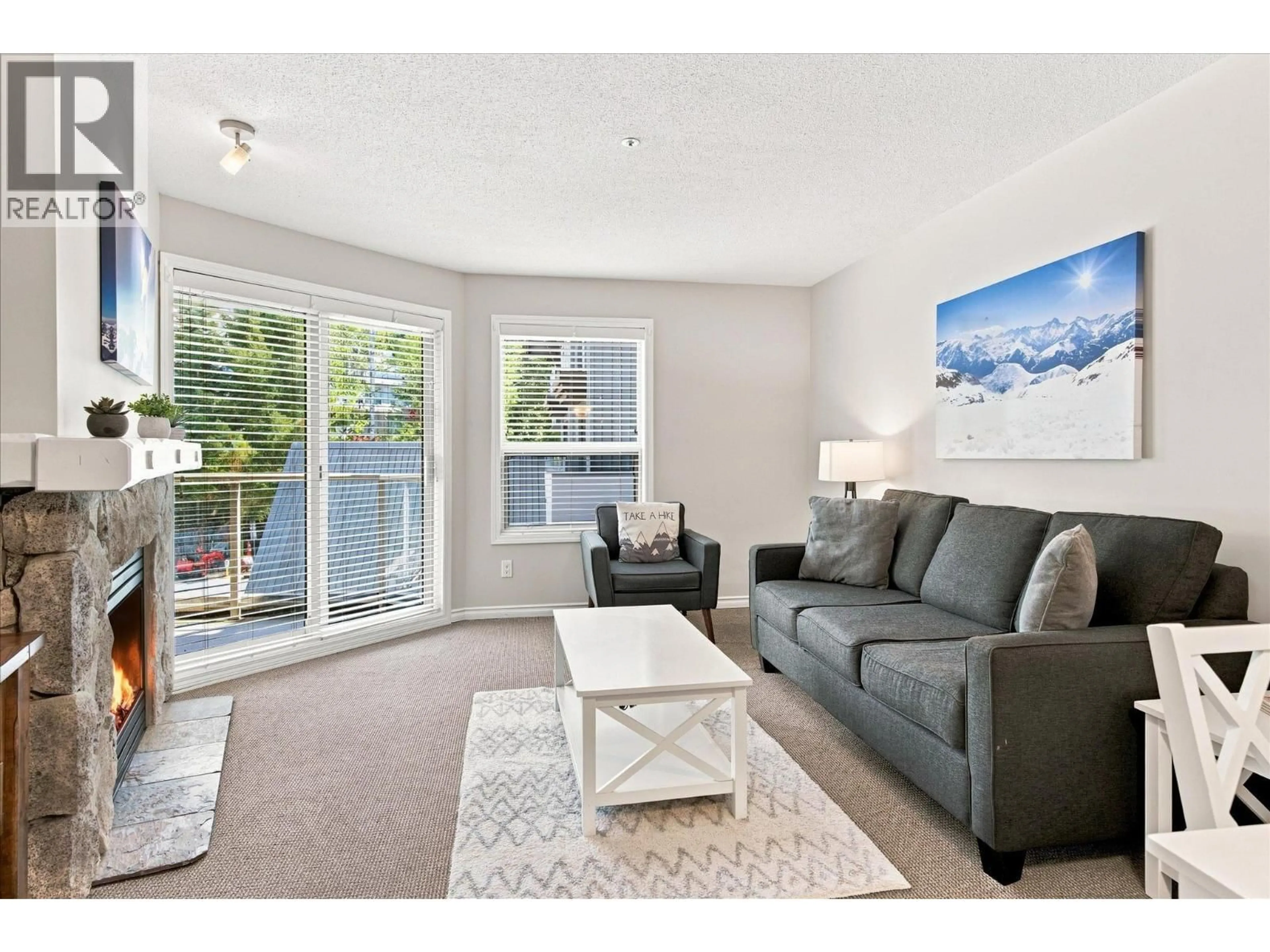 Living room with furniture, unknown for 338 - 4800 SPEARHEAD DRIVE, Whistler British Columbia V8E1G1