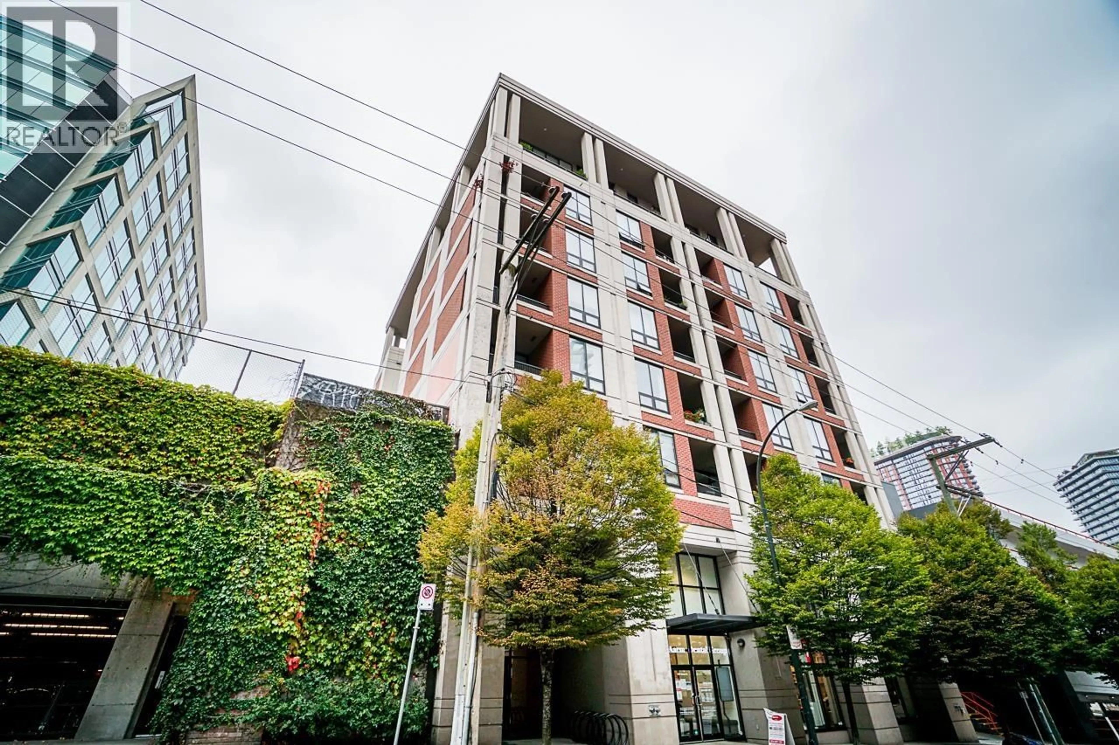 Patio, building for 205 - 531 BEATTY STREET, Vancouver British Columbia V6B0C5
