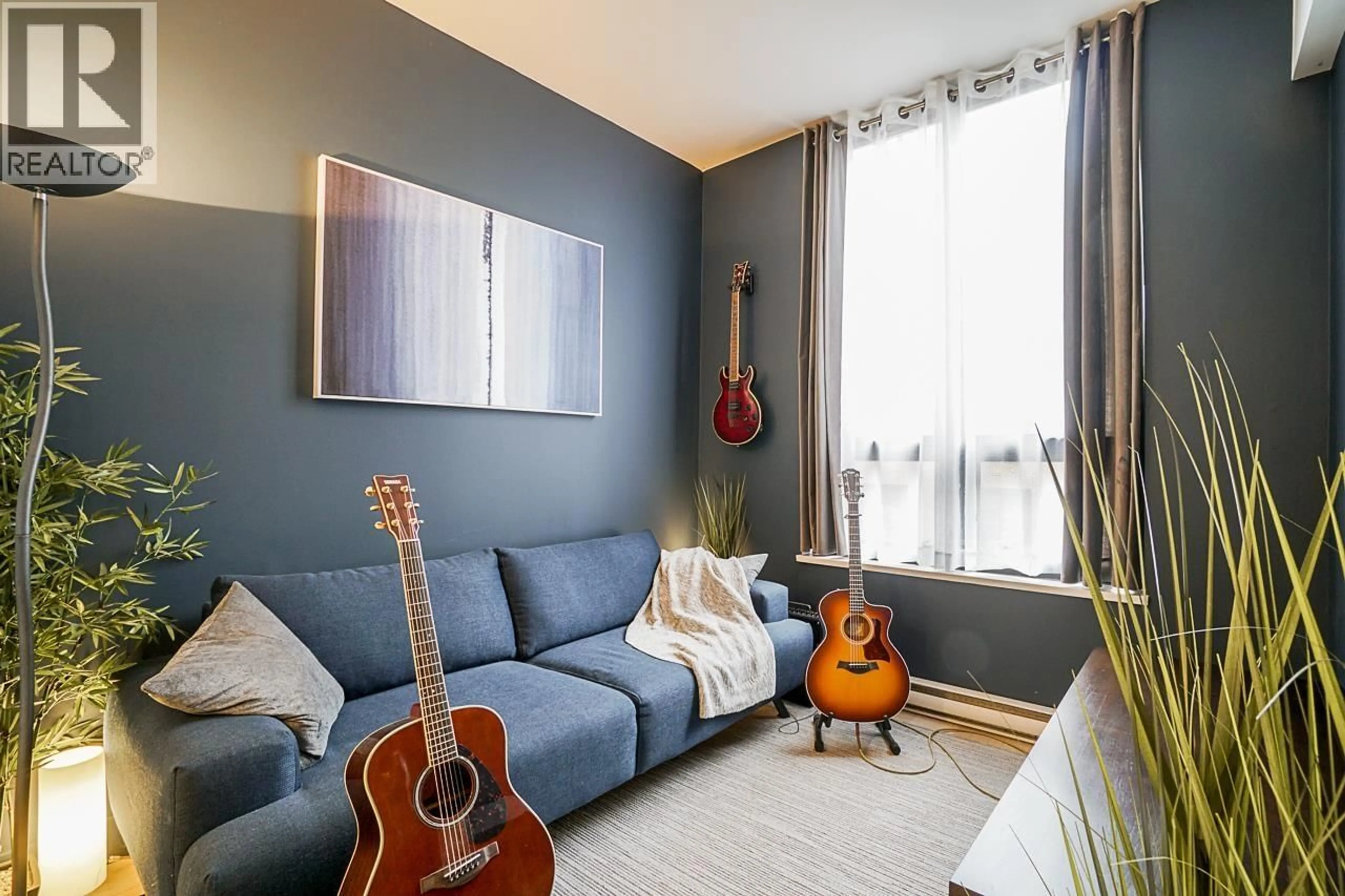 Living room with furniture, unknown for 205 - 531 BEATTY STREET, Vancouver British Columbia V6B0C5