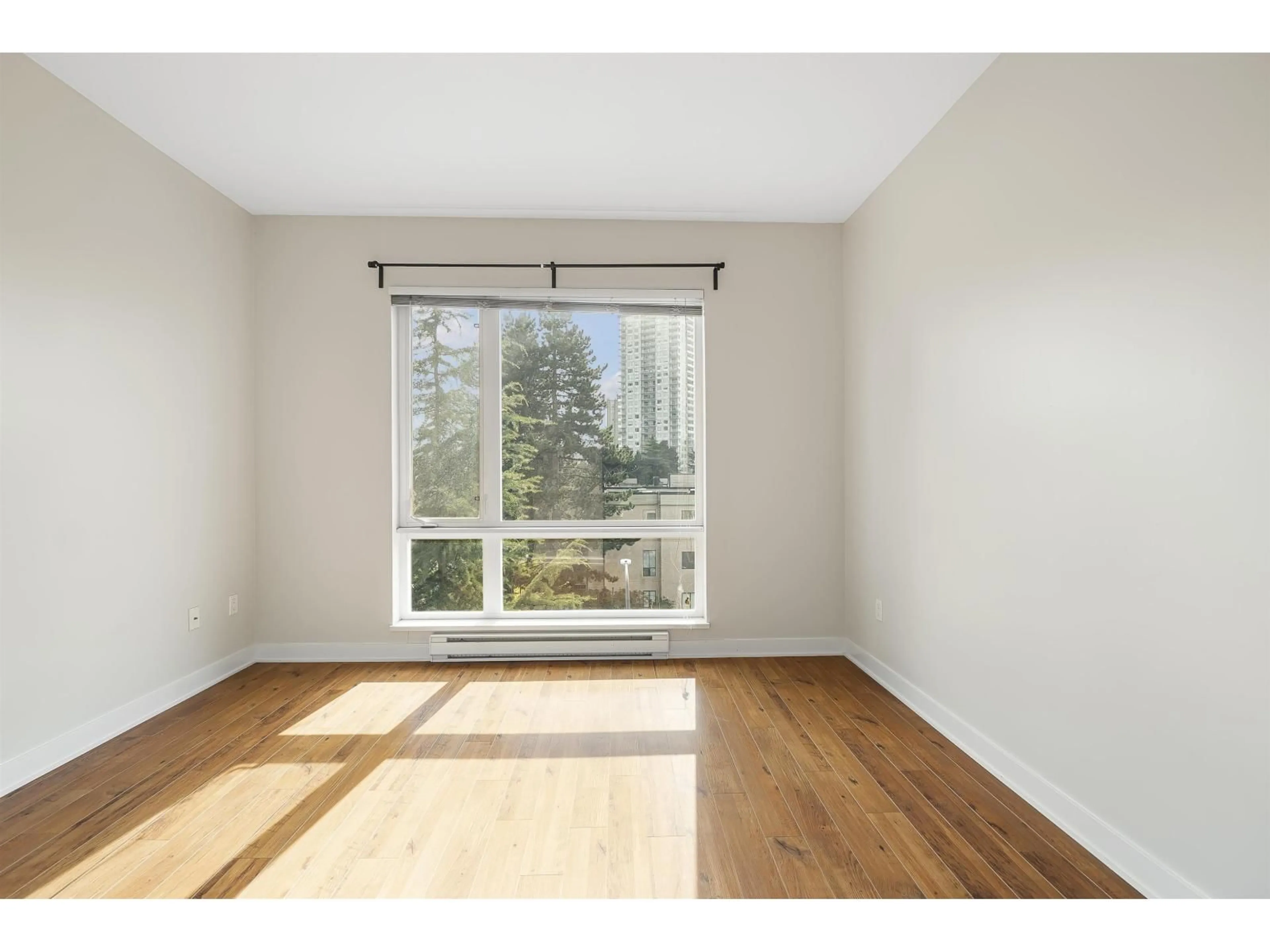 A pic of a room for 404 - 13339 102A AVENUE, Surrey British Columbia V3T0C5