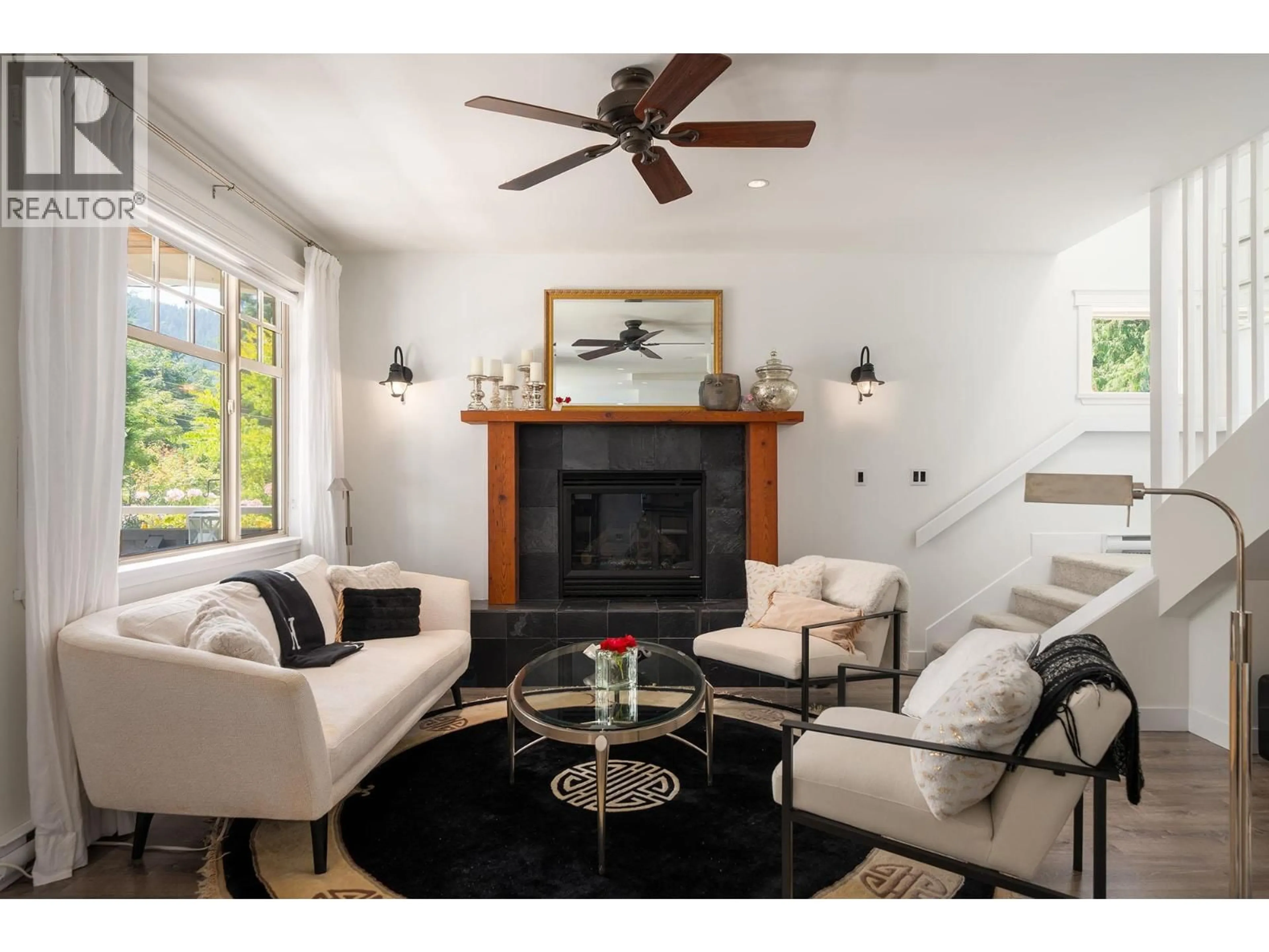Living room with furniture, unknown for 1139 LENORA ROAD, Bowen Island British Columbia V0N1G1