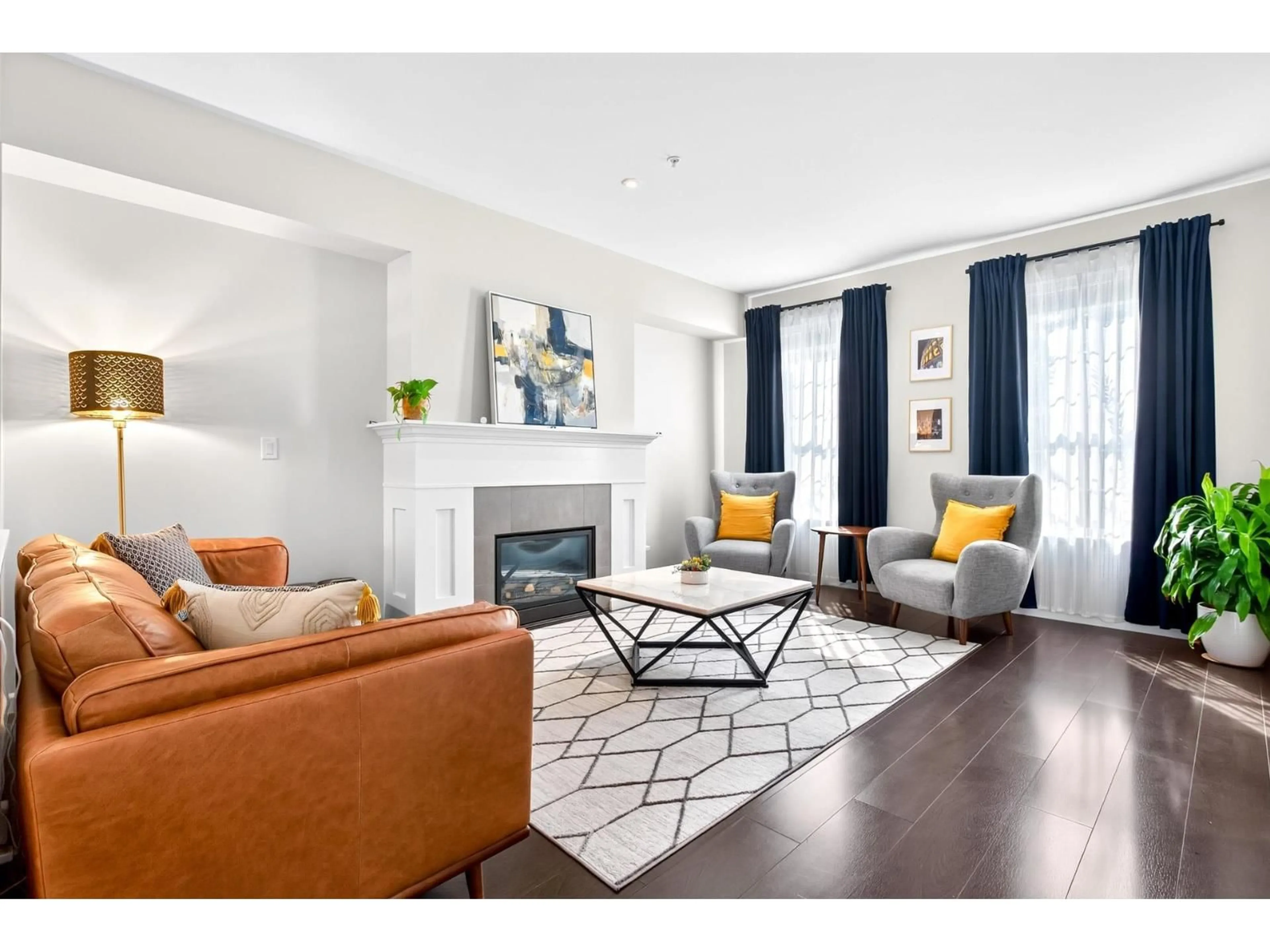 Living room with furniture, unknown for 6858 208 STREET, Langley British Columbia V2Y0M3