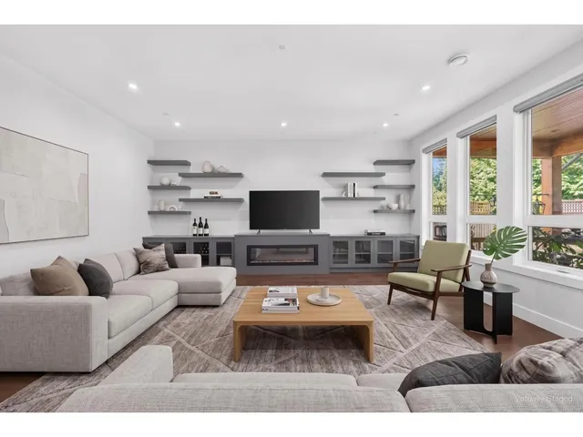 15881 BUENA VISTA AVENUE, White Rock 4