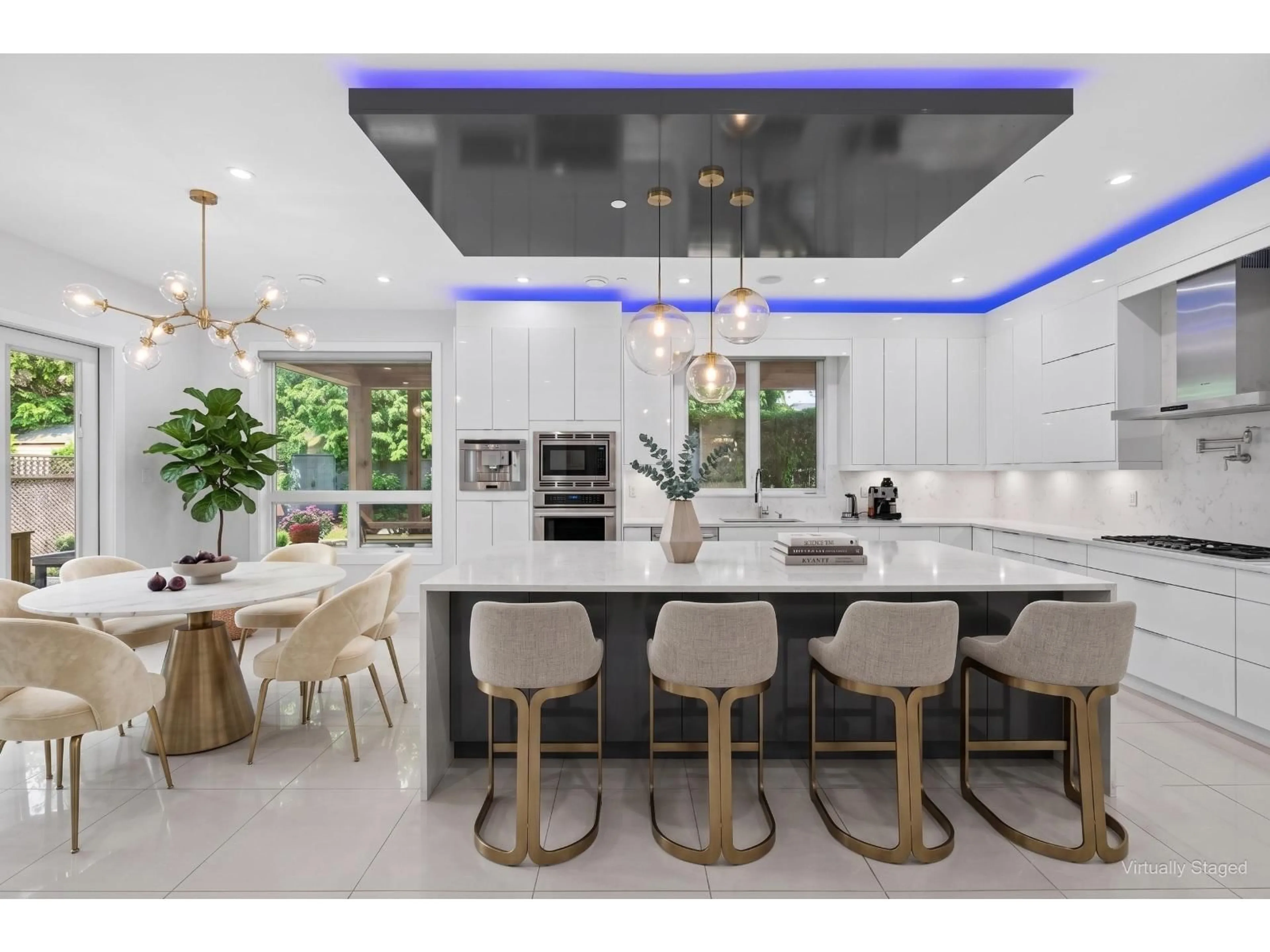 Contemporary kitchen, ceramic/tile floor for 15881 BUENA VISTA AVENUE, White Rock British Columbia V4B2A2