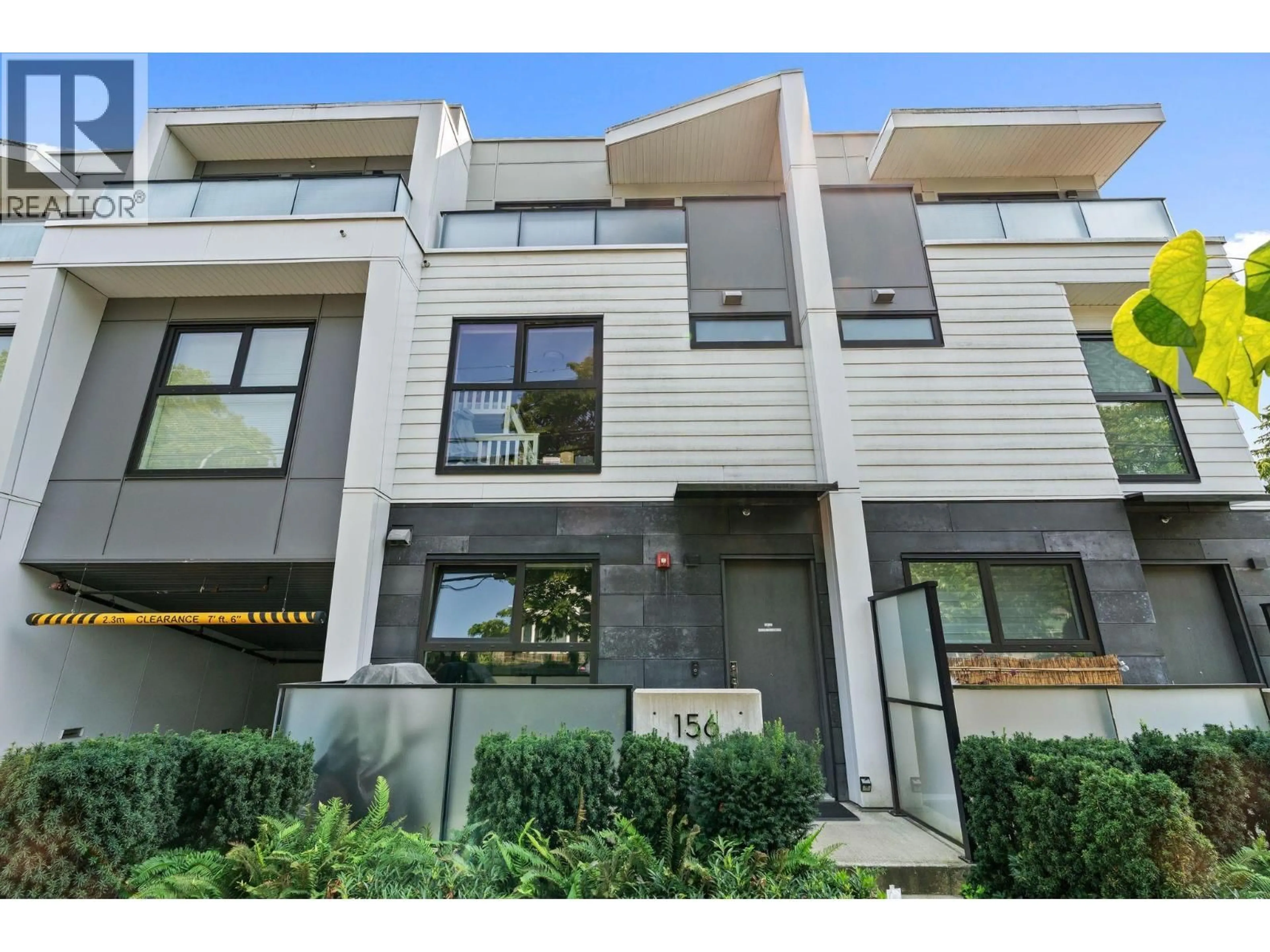 Unknown for 156 WOODSTOCK AVENUE, Vancouver British Columbia V5Y0N1