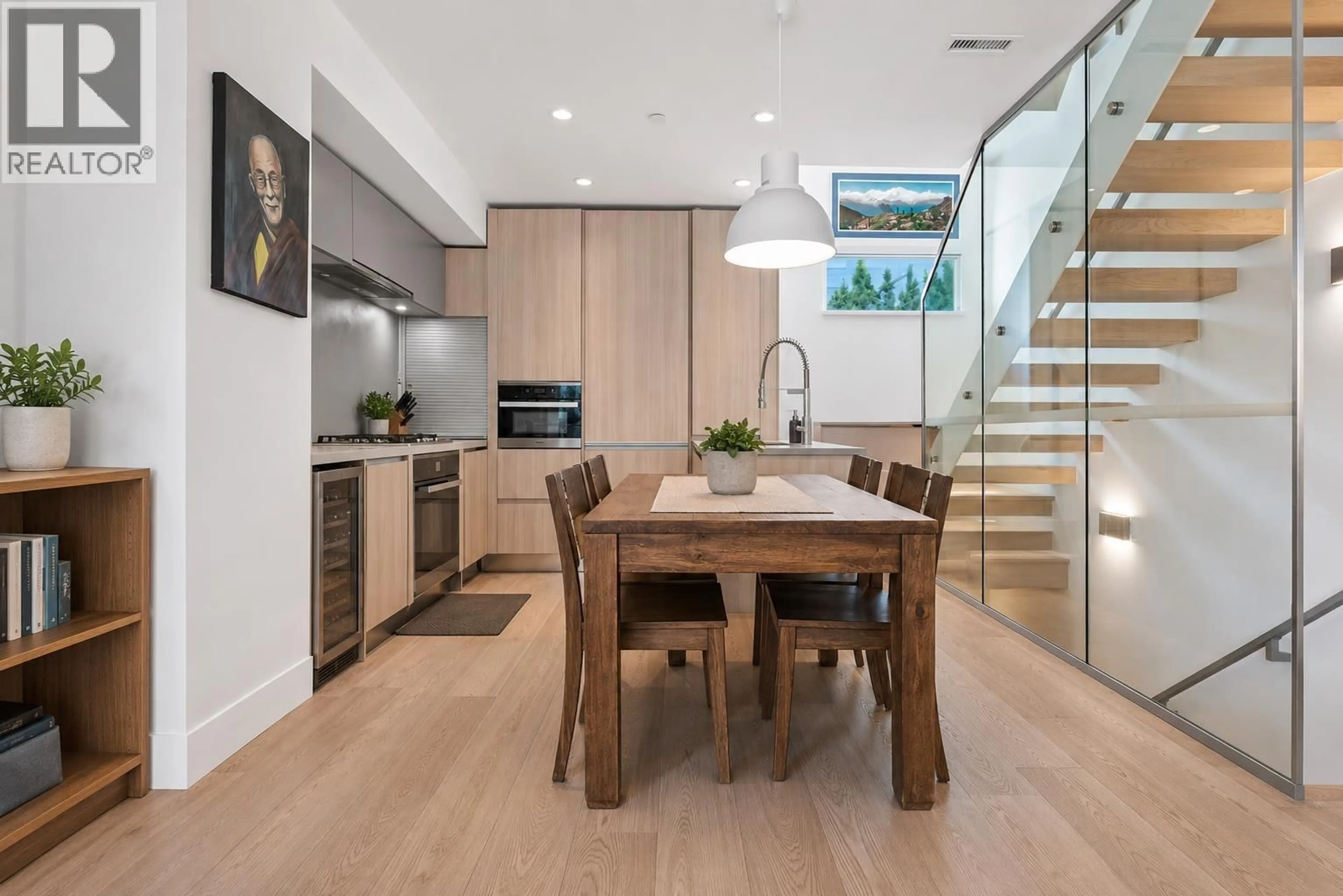 Contemporary kitchen, wood/laminate floor for 156 WOODSTOCK AVENUE, Vancouver British Columbia V5Y0N1