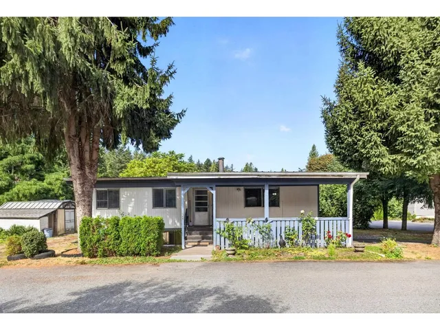 109 - 3942 COLUMBIA VALLEY ROAD, Cultus Lake 3