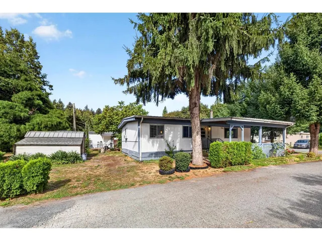 109 - 3942 COLUMBIA VALLEY ROAD, Cultus Lake 4