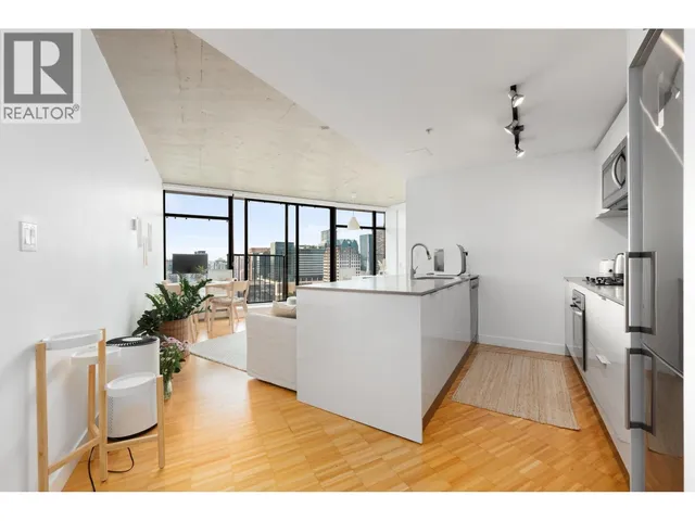 2908 - 128 CORDOVA STREET, Vancouver 3