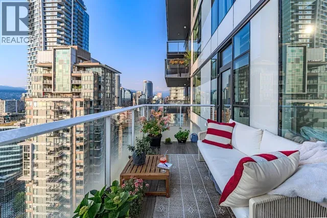 3005 - 1335 HOWE STREET, Vancouver 5