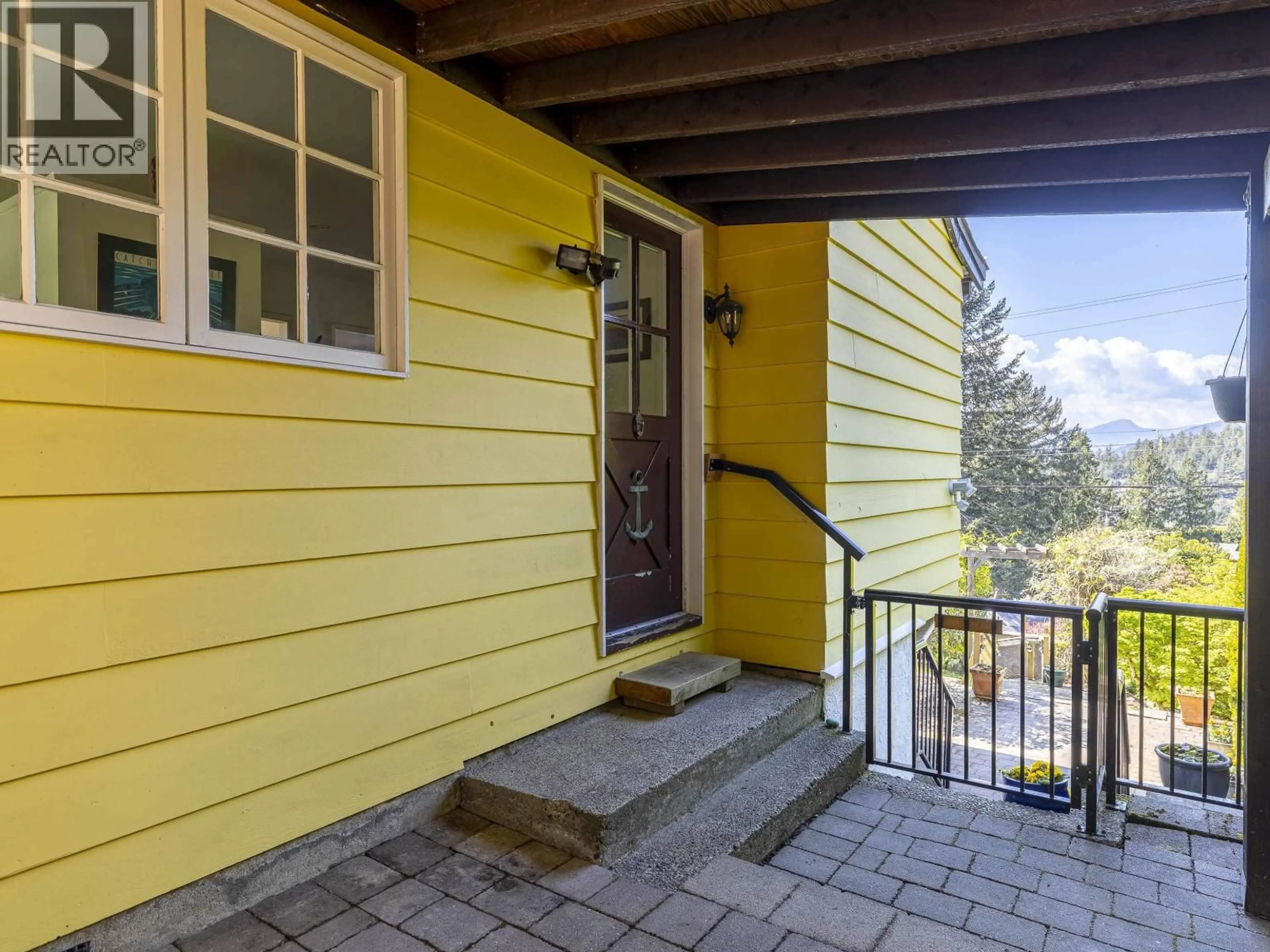 Unknown for 6248 WELLINGTON AVENUE, West Vancouver British Columbia V7W2H4