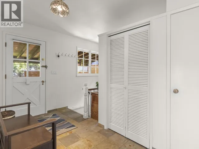 6248 WELLINGTON AVENUE, West Vancouver 5