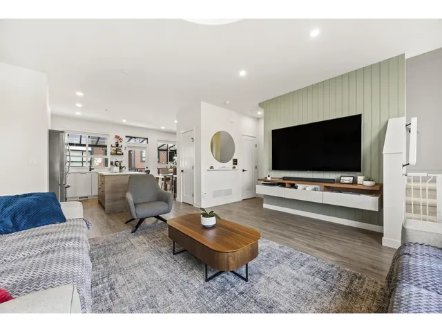 15 - 20150 81 AVENUE, Langley 3