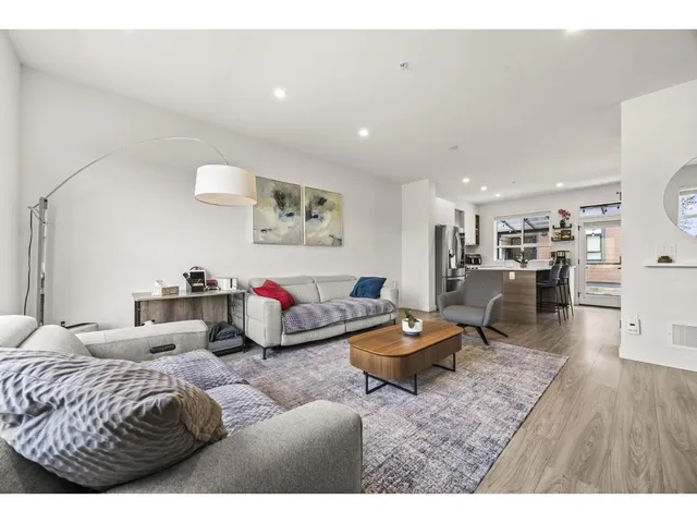 15 - 20150 81 AVENUE, Langley 5