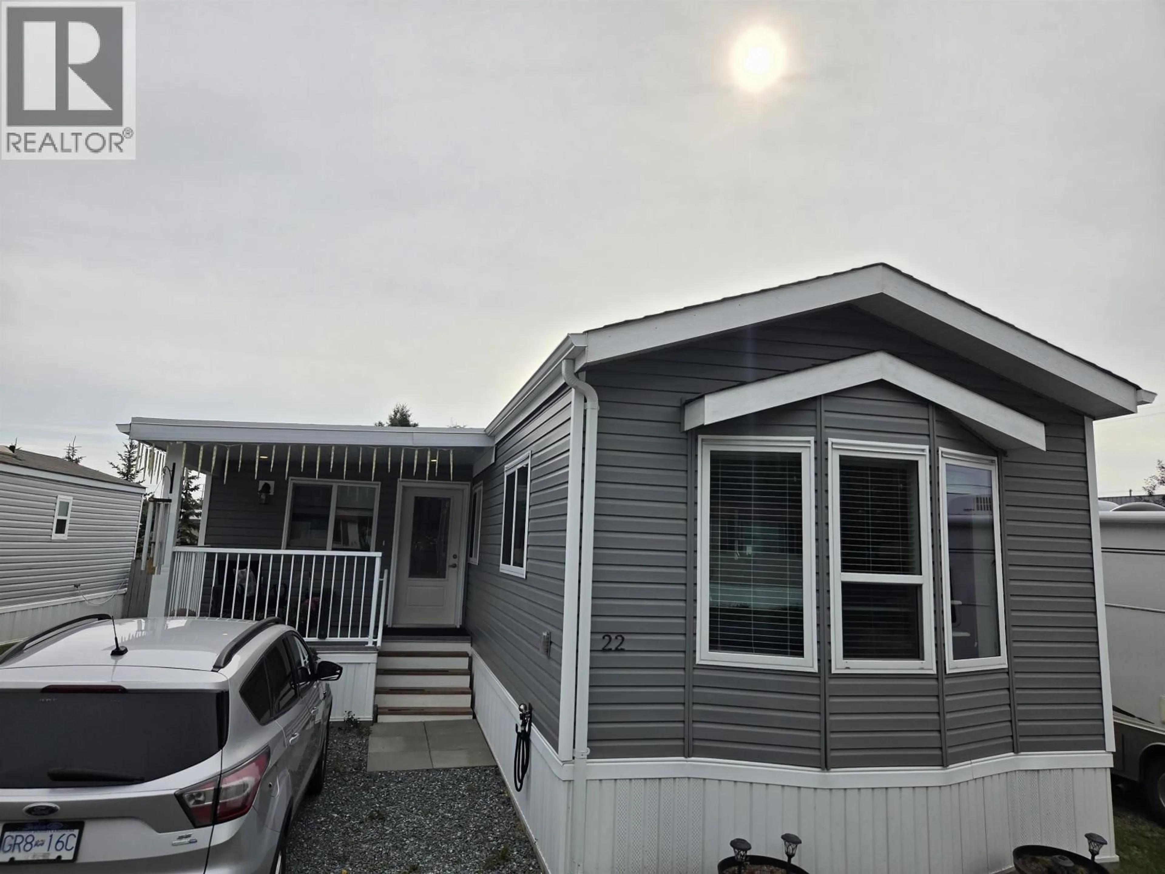 Home with vinyl exterior material, street for 22 - 5988 GAUTHIER ROAD, Prince George British Columbia V2N5M4