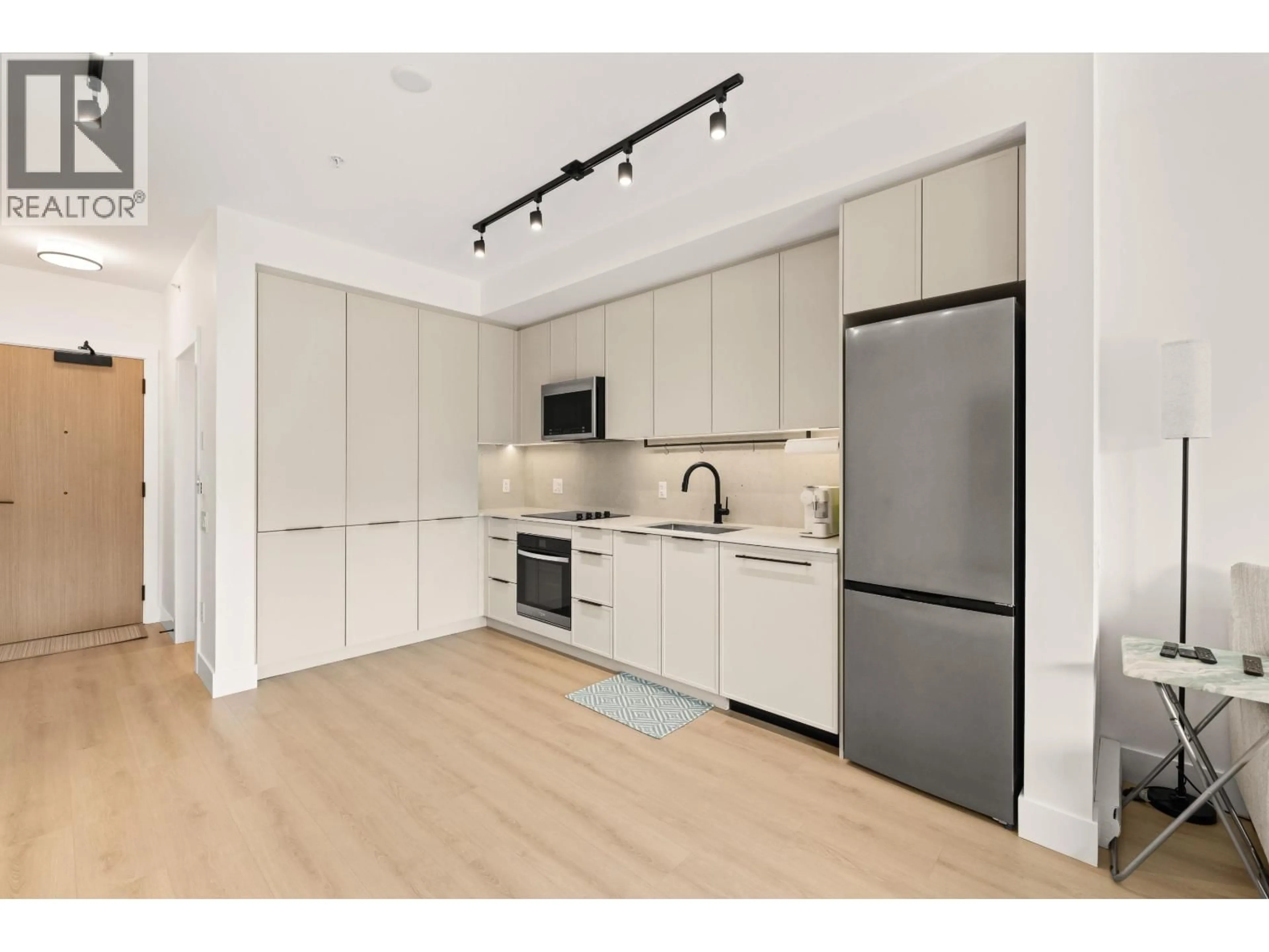 Open concept kitchen, unknown for 207 - 3055 MURRAY STREET, Port Moody British Columbia V3H0P4