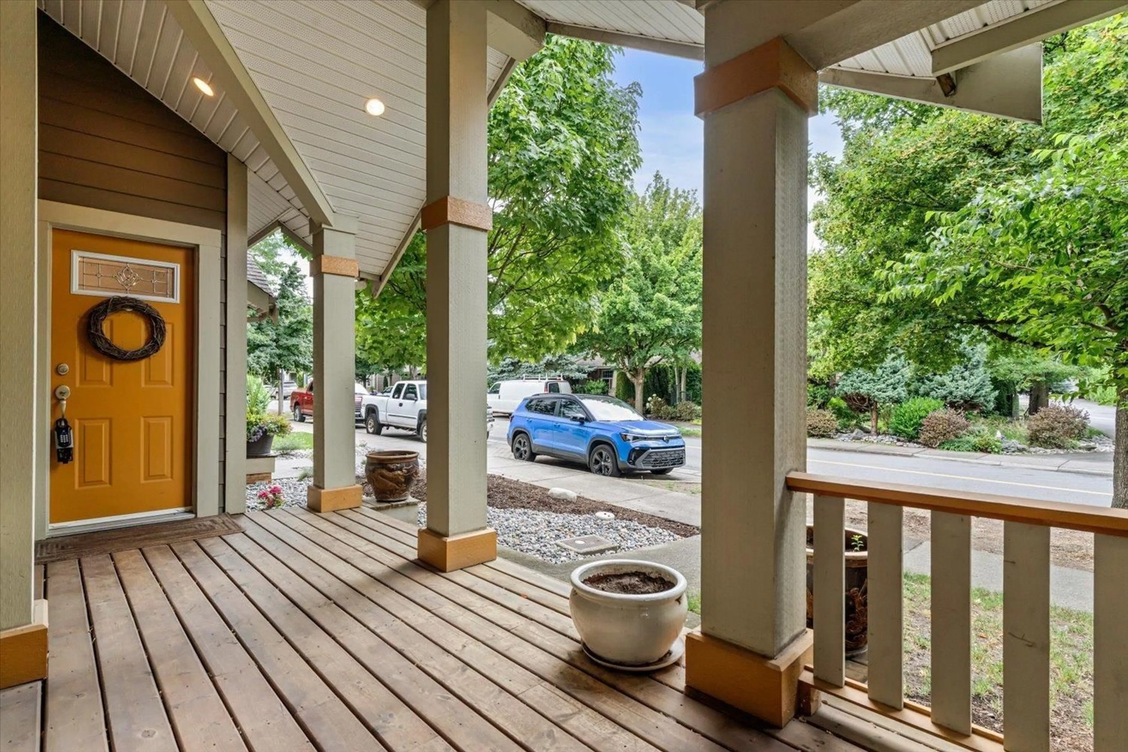 Patio, street for 5976 MATSQUI STREET, Chilliwack British Columbia V2R0G6