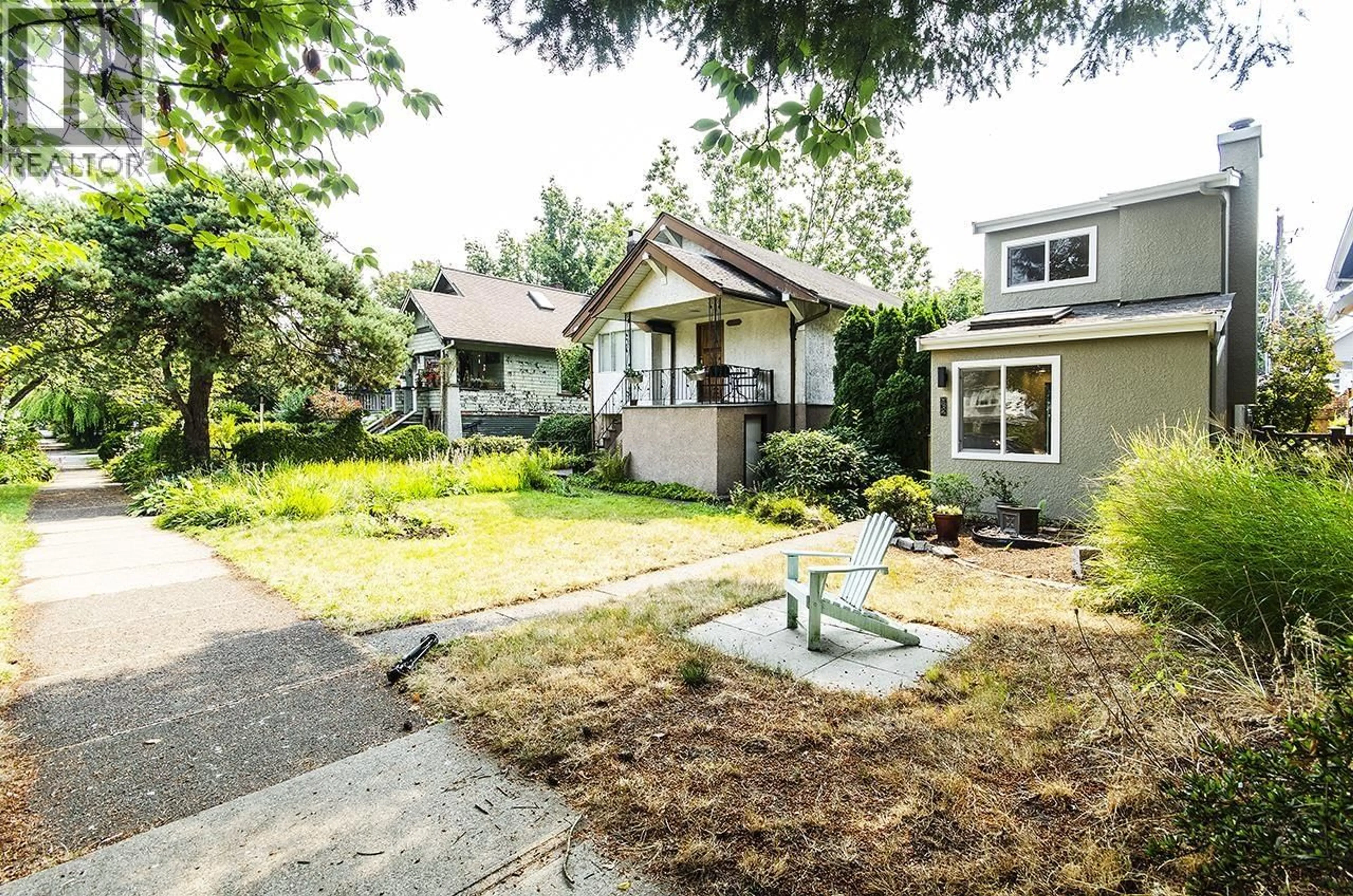 Unknown for 962 11TH AVENUE, Vancouver British Columbia V5T2E9