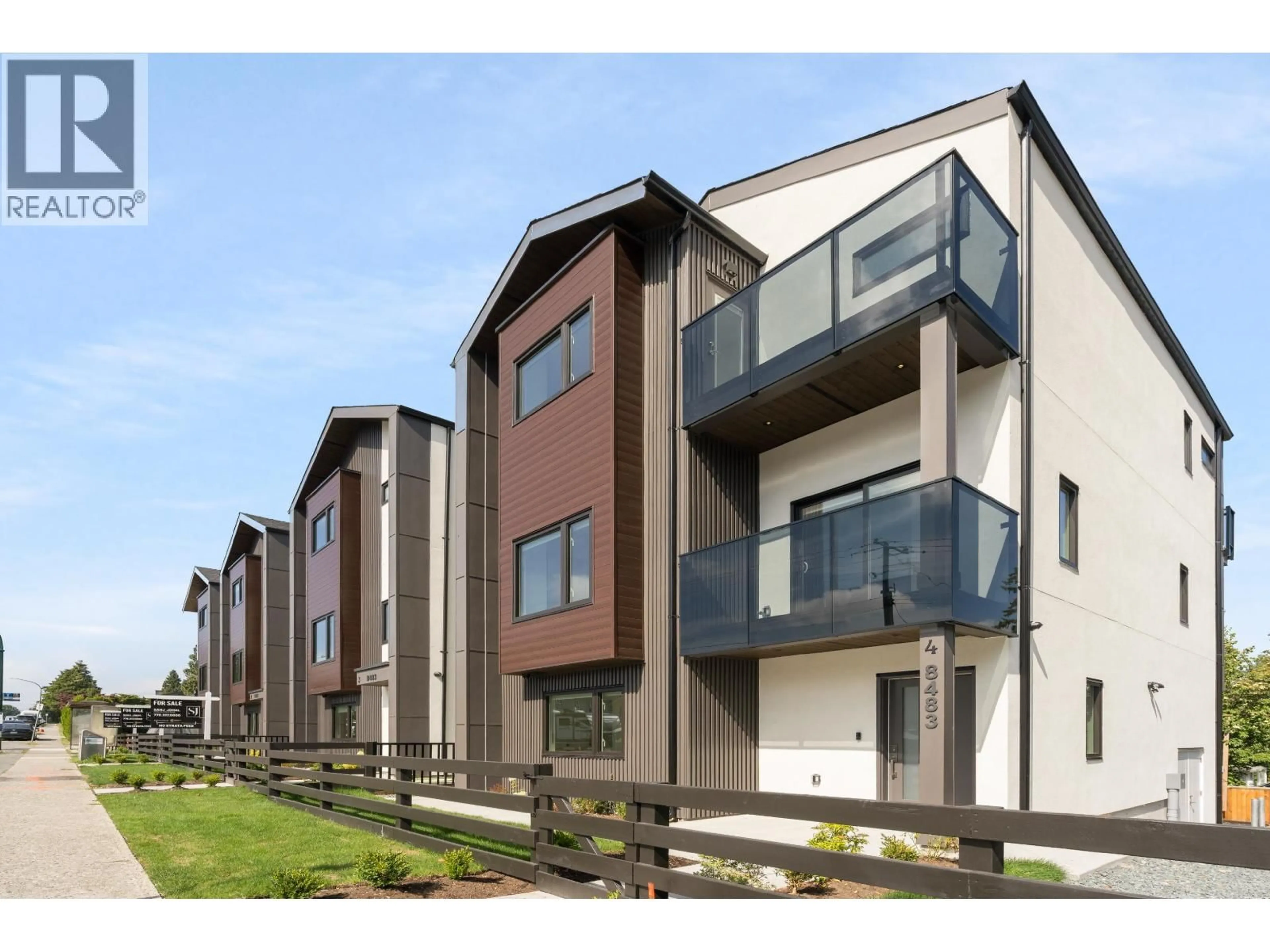 Unknown for 2 - 8483 16TH AVENUE, Burnaby British Columbia V3N1S4