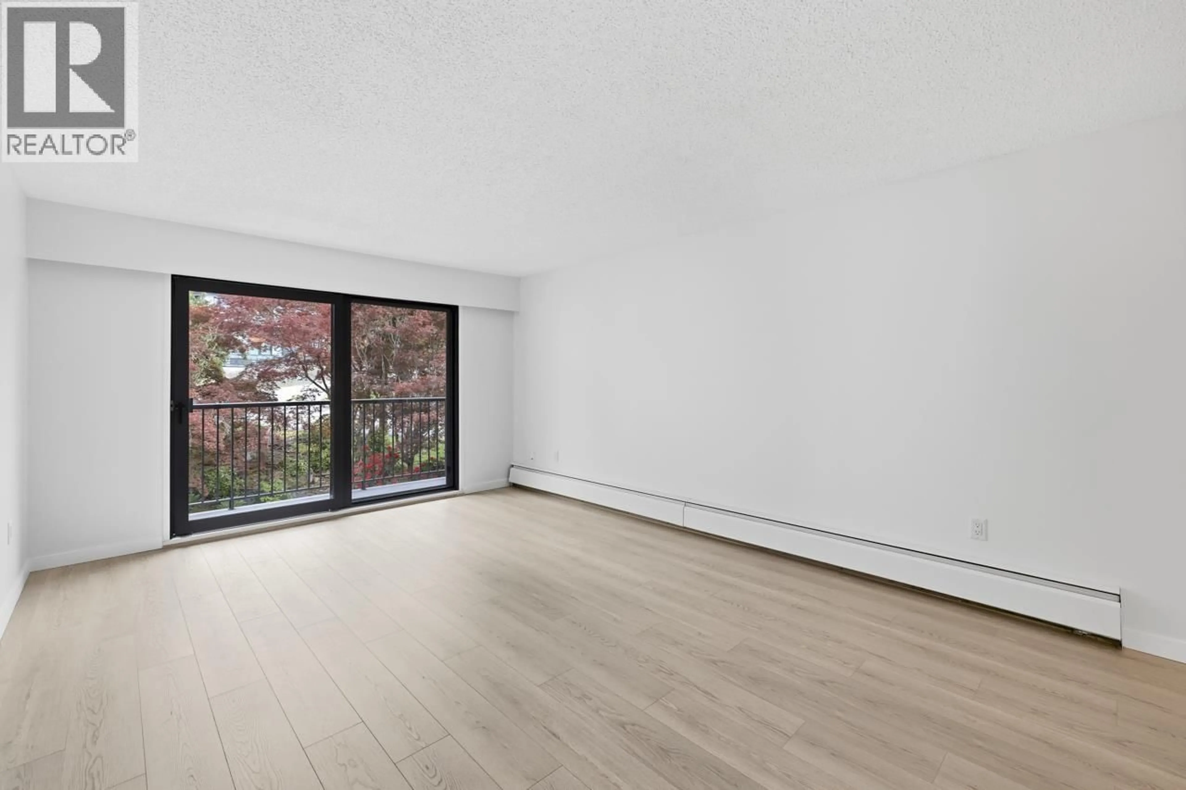 A pic of a room for 313 - 5450 EMPIRE DRIVE, Burnaby British Columbia V5B1N4