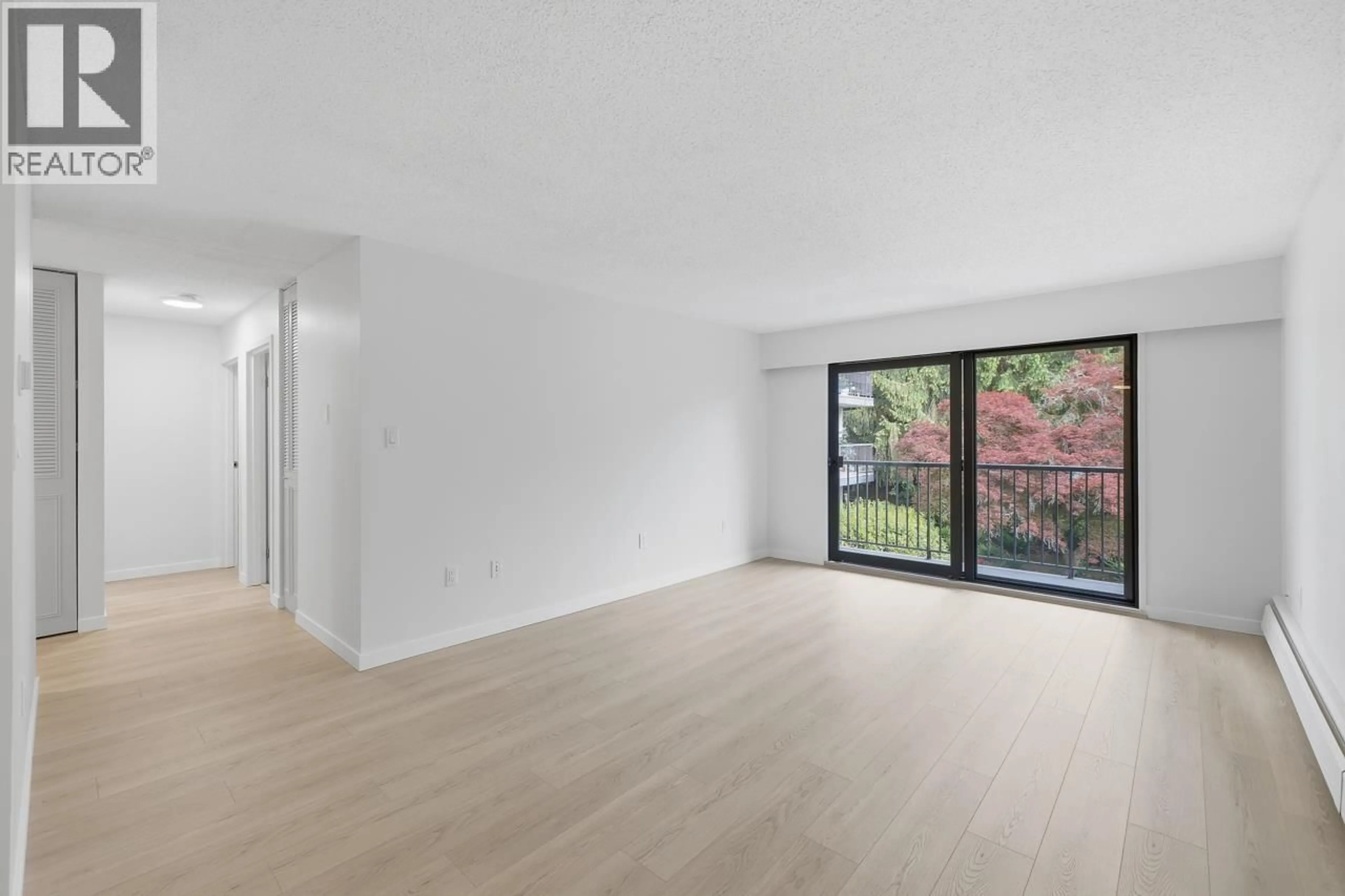 A pic of a room for 313 - 5450 EMPIRE DRIVE, Burnaby British Columbia V5B1N4