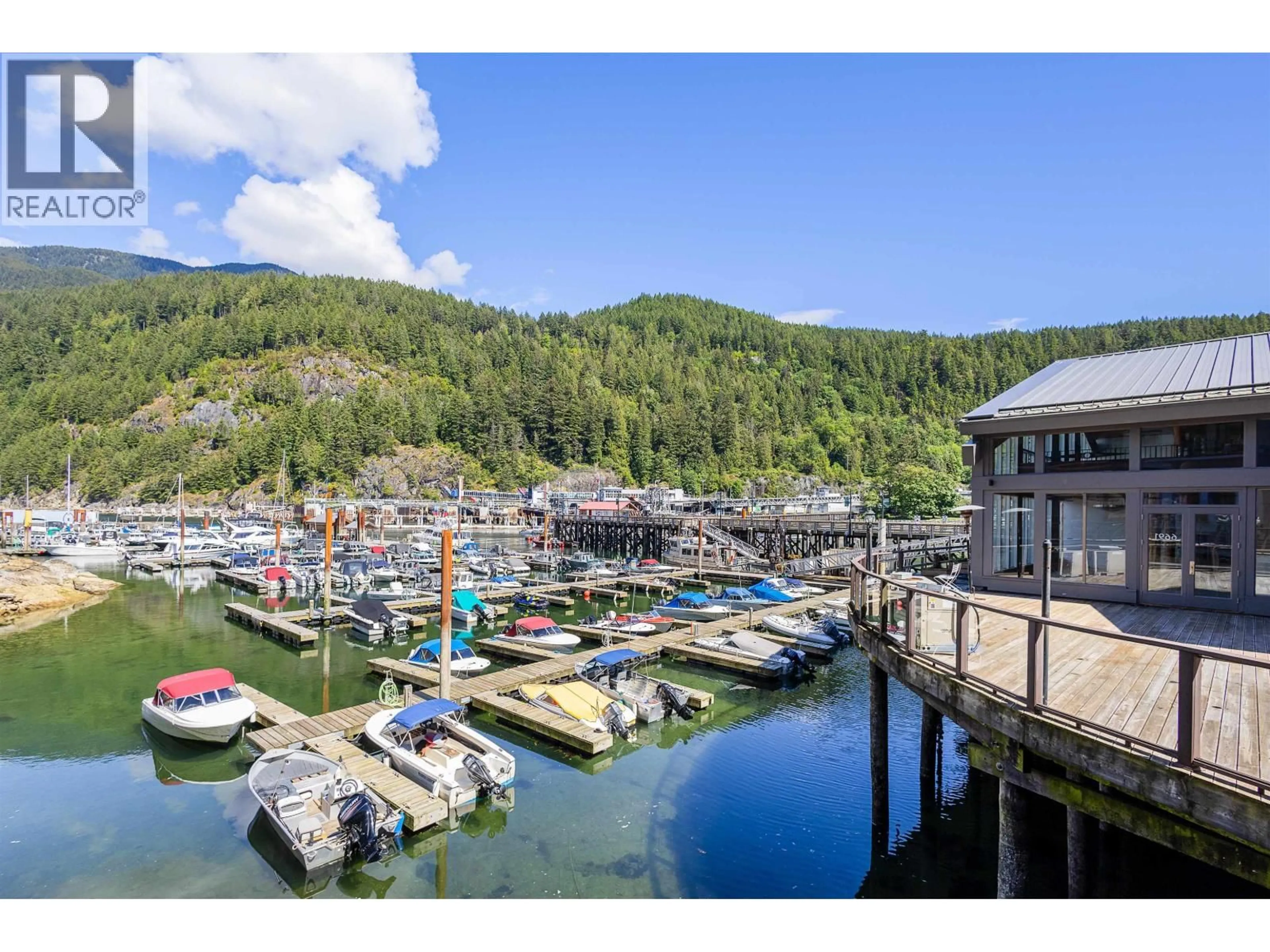 A pic from outside/outdoor area/front of a property/back of a property/a pic from drone, water/lake/river/ocean view for 408 - 6687 NELSON AVENUE, West Vancouver British Columbia V7W2B2