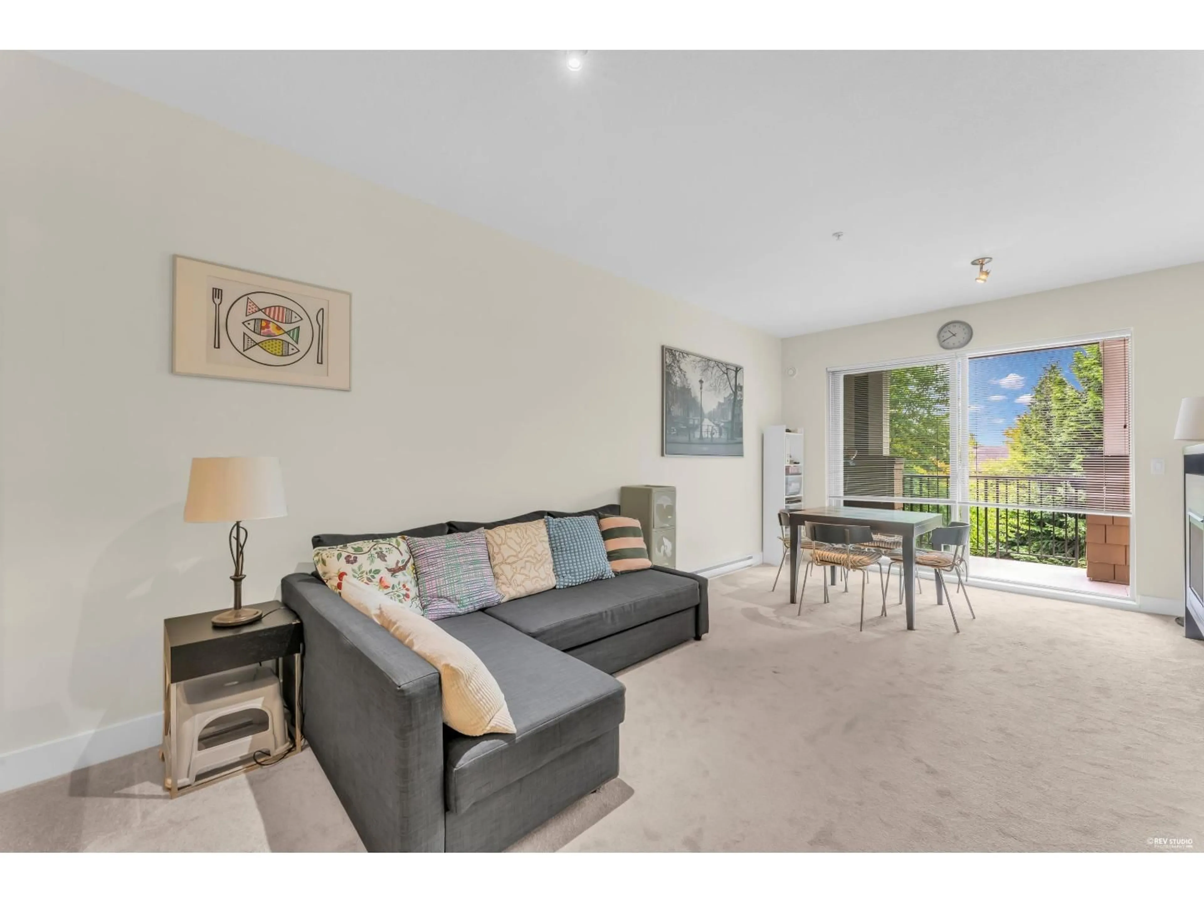 Living room with furniture, unknown for 329 - 6628 120 STREET, Surrey British Columbia V3W1T7